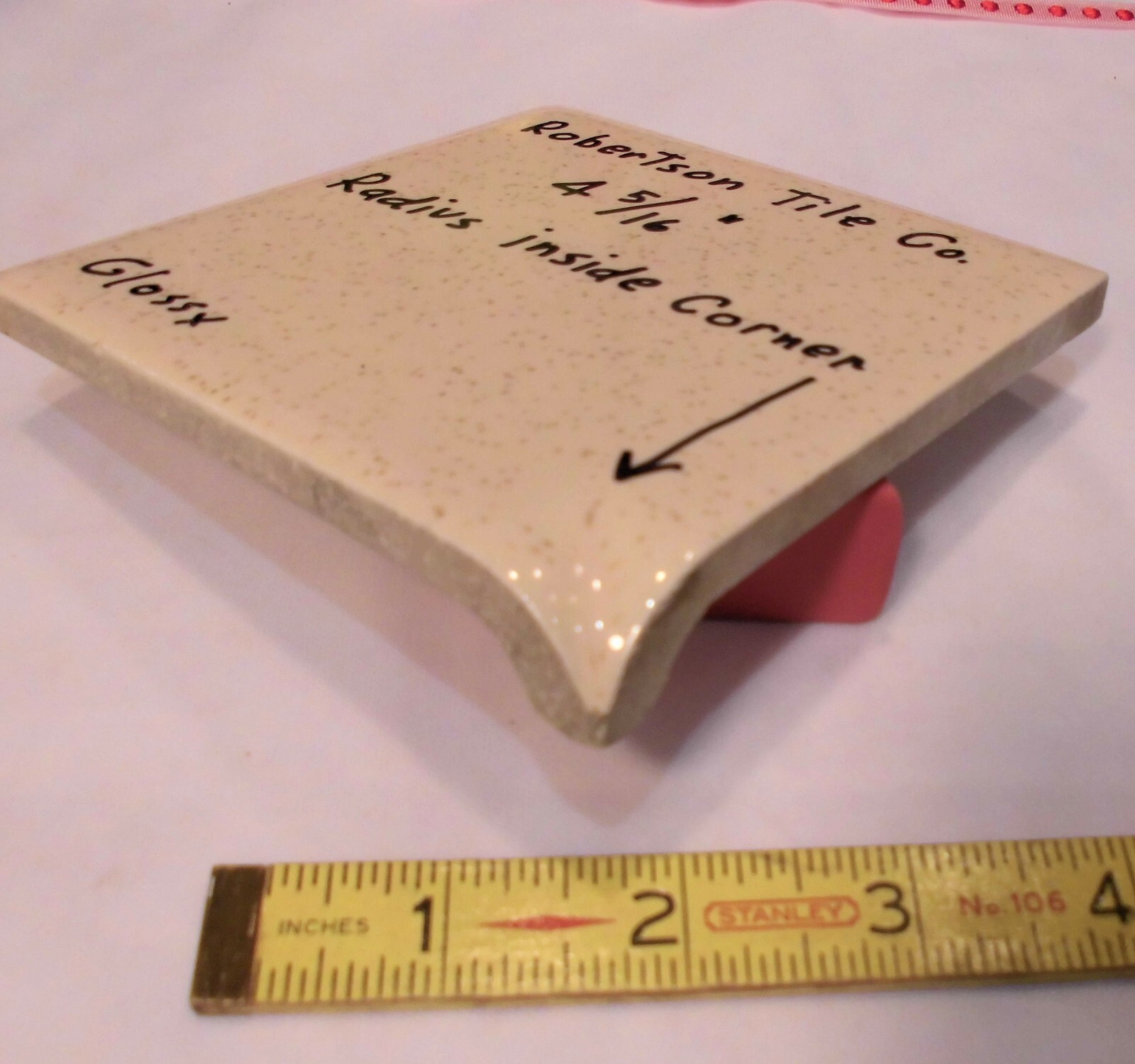 1 pc. Sandstone: Radius Bullnose Inside Corner Ceramic Tile: 4-3/8″ Robertson