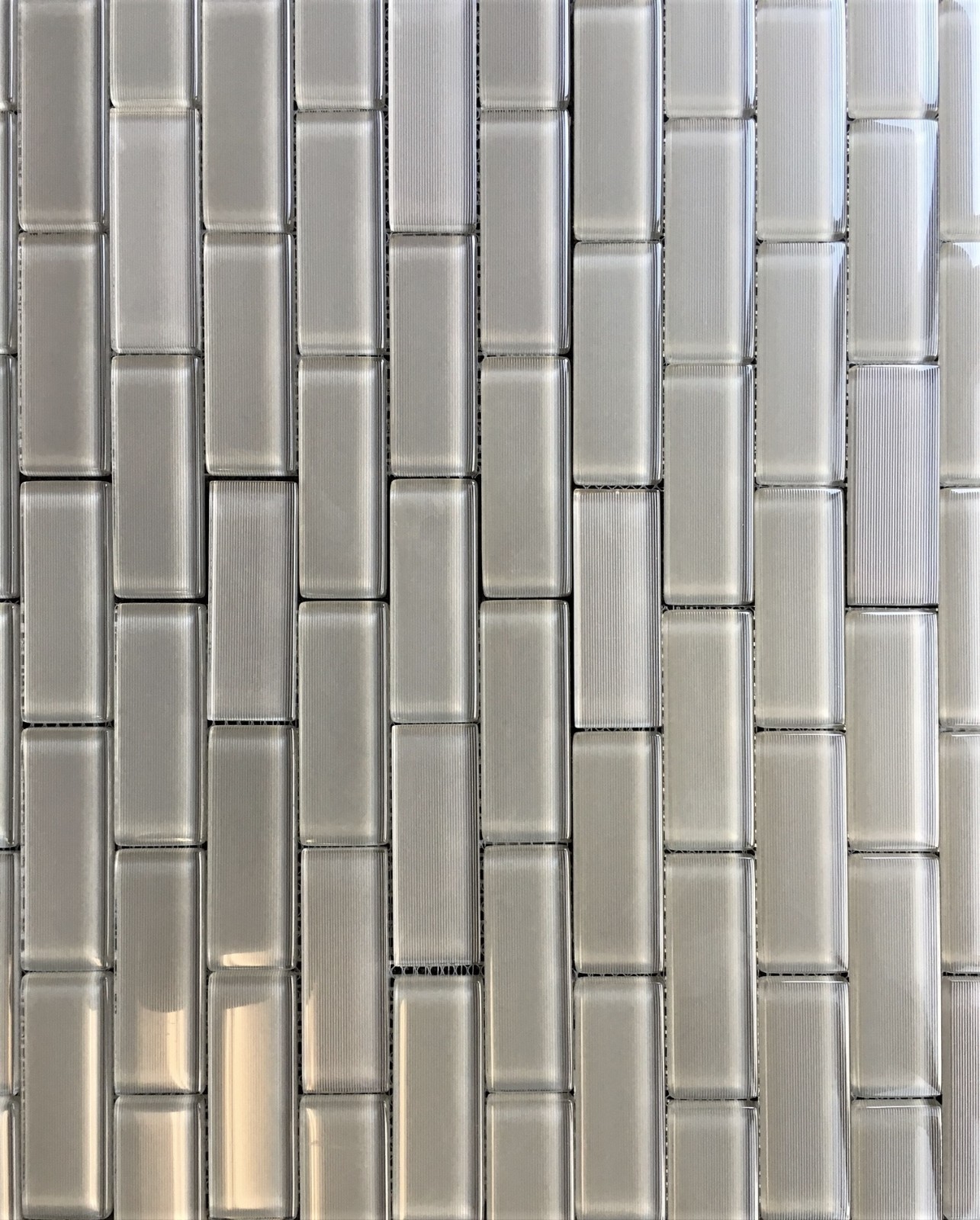 Mardi Gras 1-1/2″ x 4″ Toulouse Striped Glass Mosaic Kitchen Wall Tile