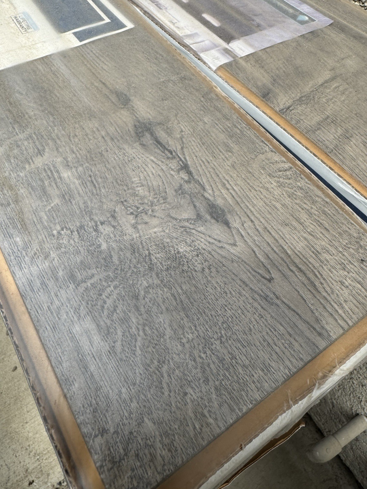 Harmonics Southbridge Oak Gray Scraped Low Gloss Plank 18.14 sq ft 1343296