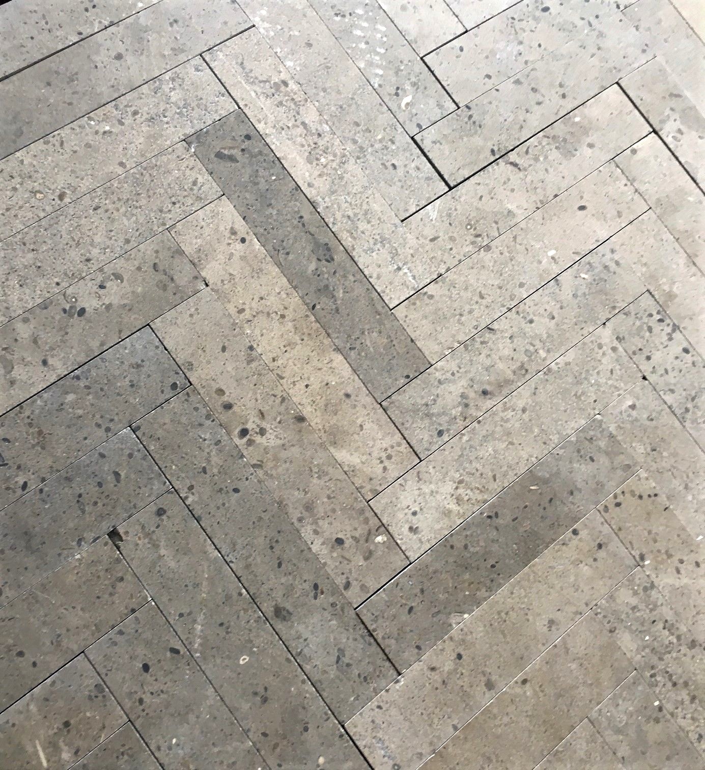 Lagos Azul 6×12 Herringbone Mosaic Limestone Tile Backsplash Floor (PACK OF 5)