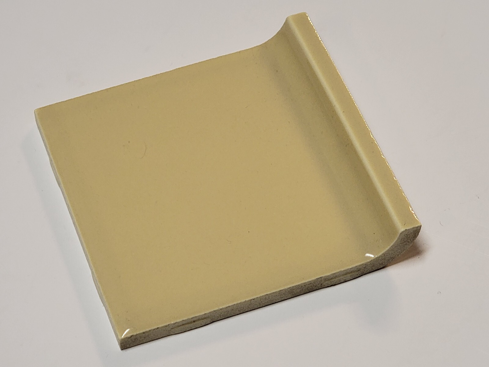 Vtg 1 Ceramic Tile – Mustard Yellow Cove Edge Square Glossy 4 1/4 NOS NEW