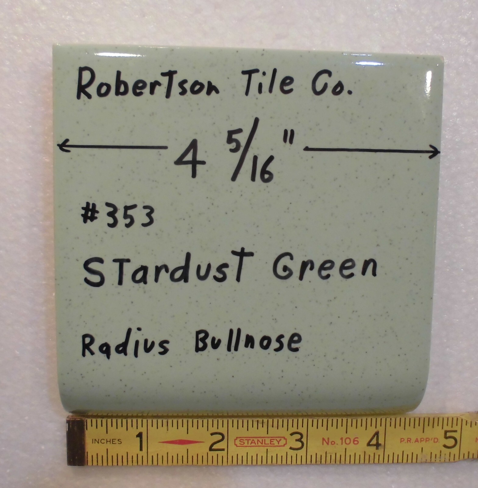 1 pc. Radius Bullnose; Stardust Green: Glossy Ceramic Tile by Robertson 4-5/16″
