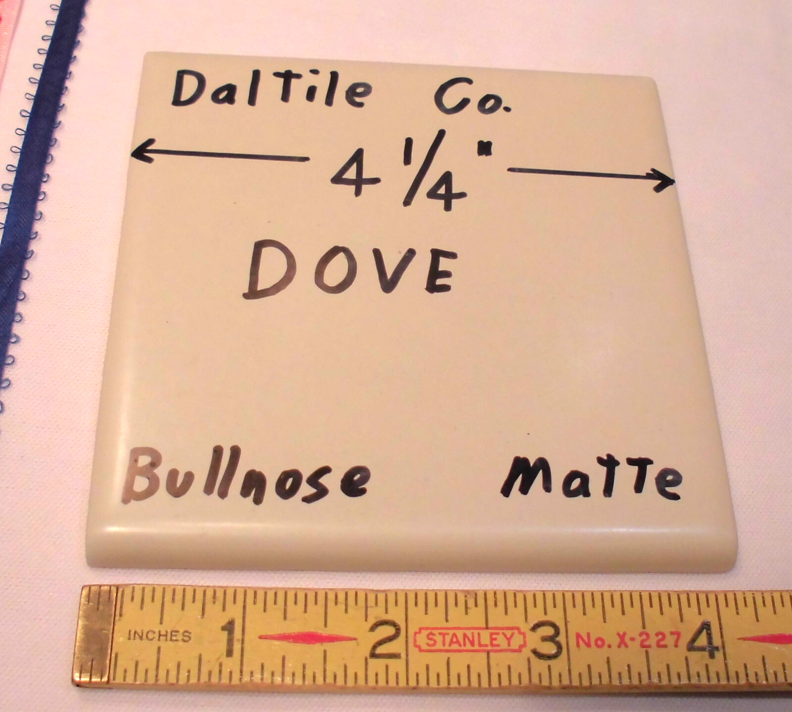 1 pc. Dove-Lite Gray; Bullnose Ceramic Tile by Daltile #D-725; 4-1/4″ Matte, New