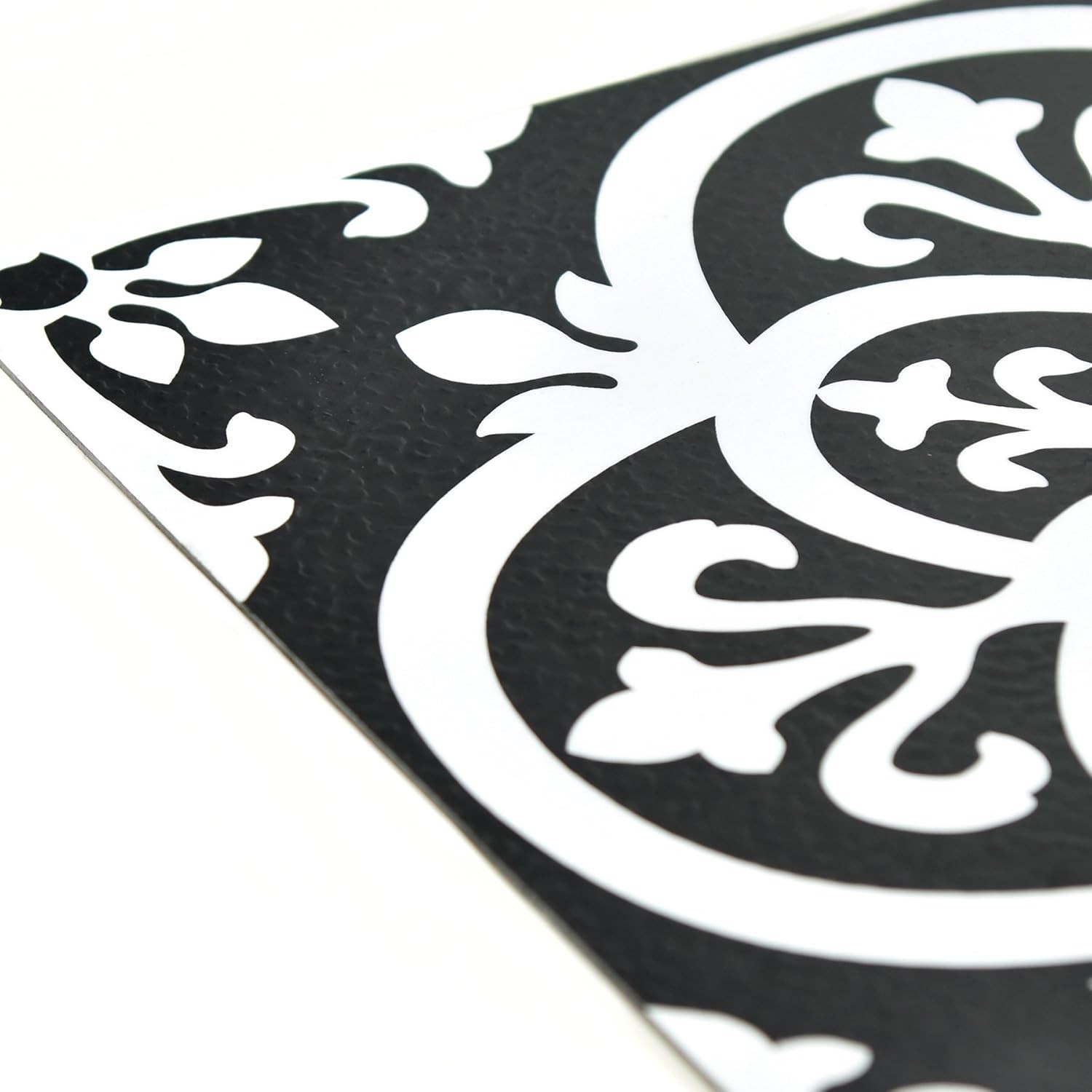 Black Gothic Peel & Stick Floor Tiles Waterproof Easy Install Patterned