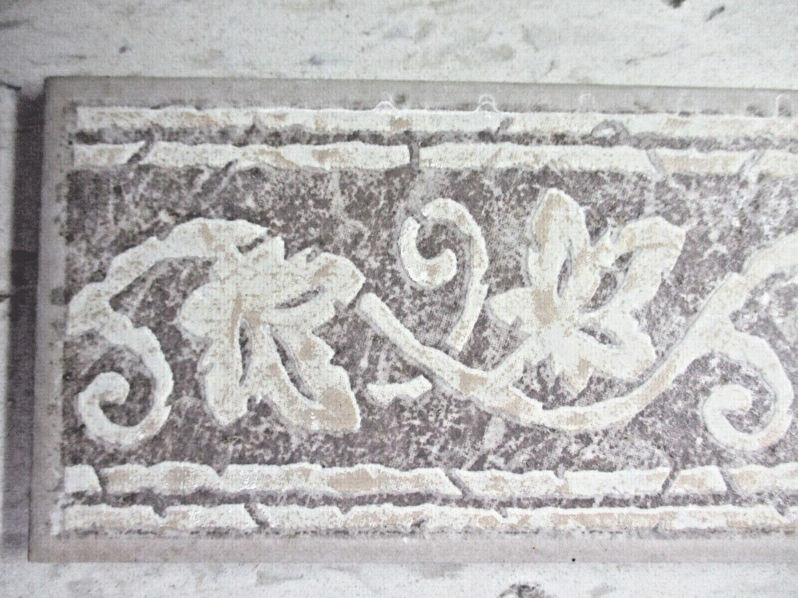 1 Wall Tile Florida USA 8-1/4 X 3″ Decorative Floral Trim Accent Cut from Larger