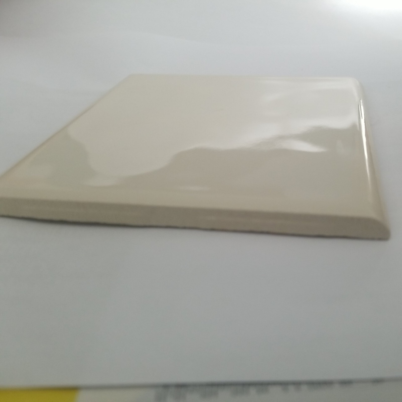 1 Almond Bullnose wavy polished surface 4-3/8″ Glossy Ceramic Florida Tile New