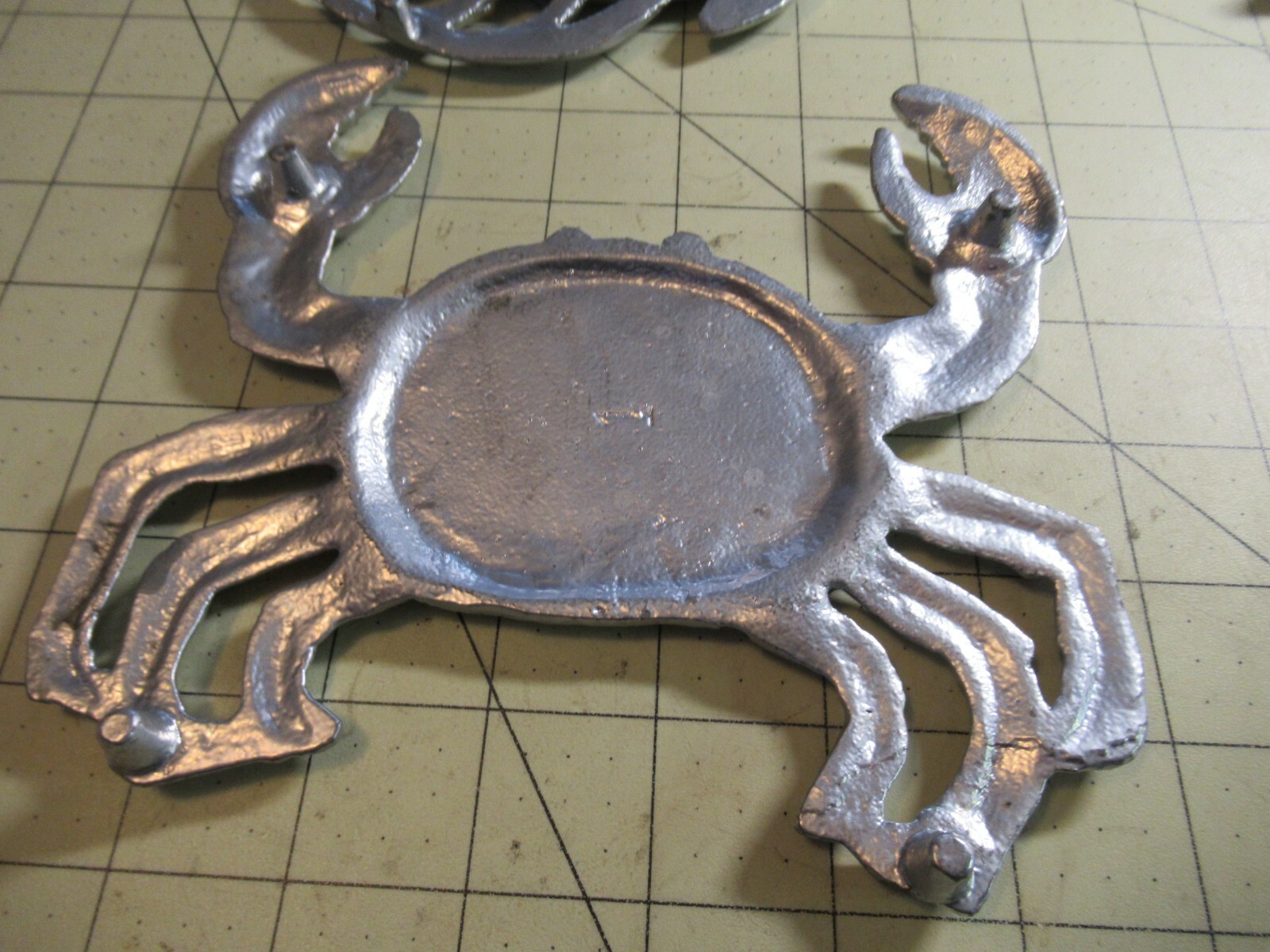 3 Piece Ocean Sea Life Cast Metal Hot Plate Set Crab Fish Starfish 7-8 Inch Each