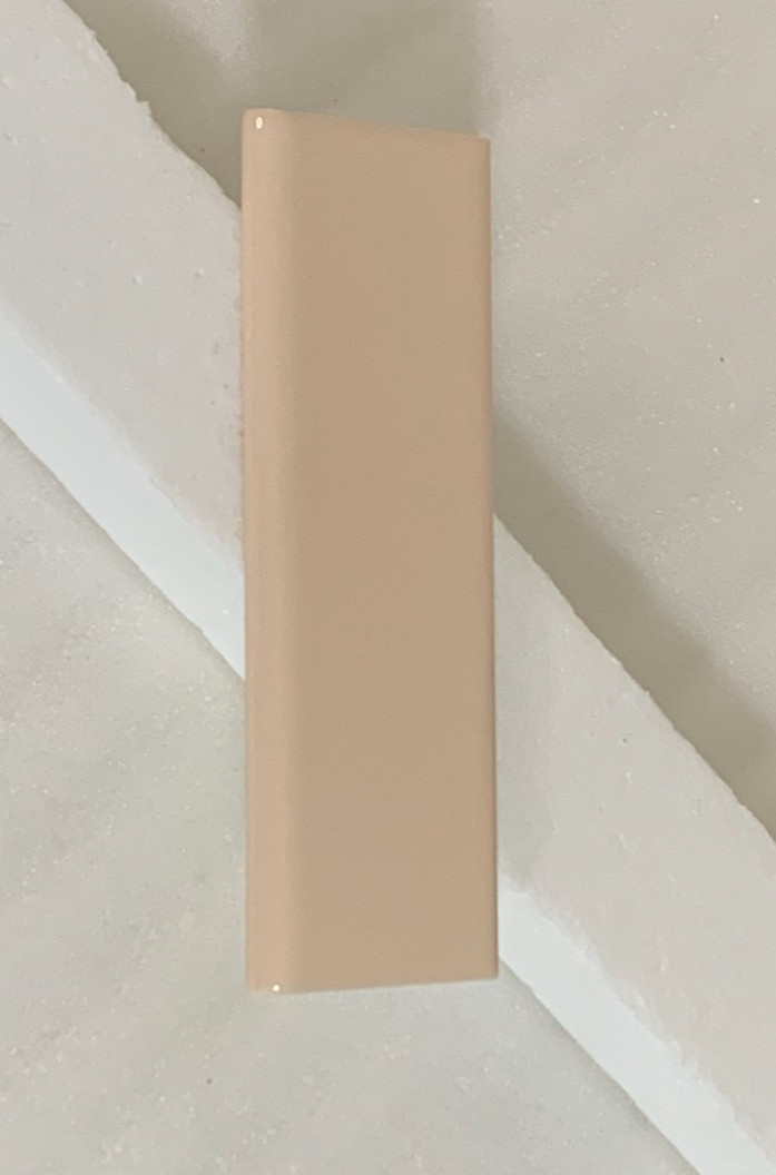 New Vintage Florida 2″ x 6 1/8″ Flat Surface Bullnose Color Buff #24 Gloss