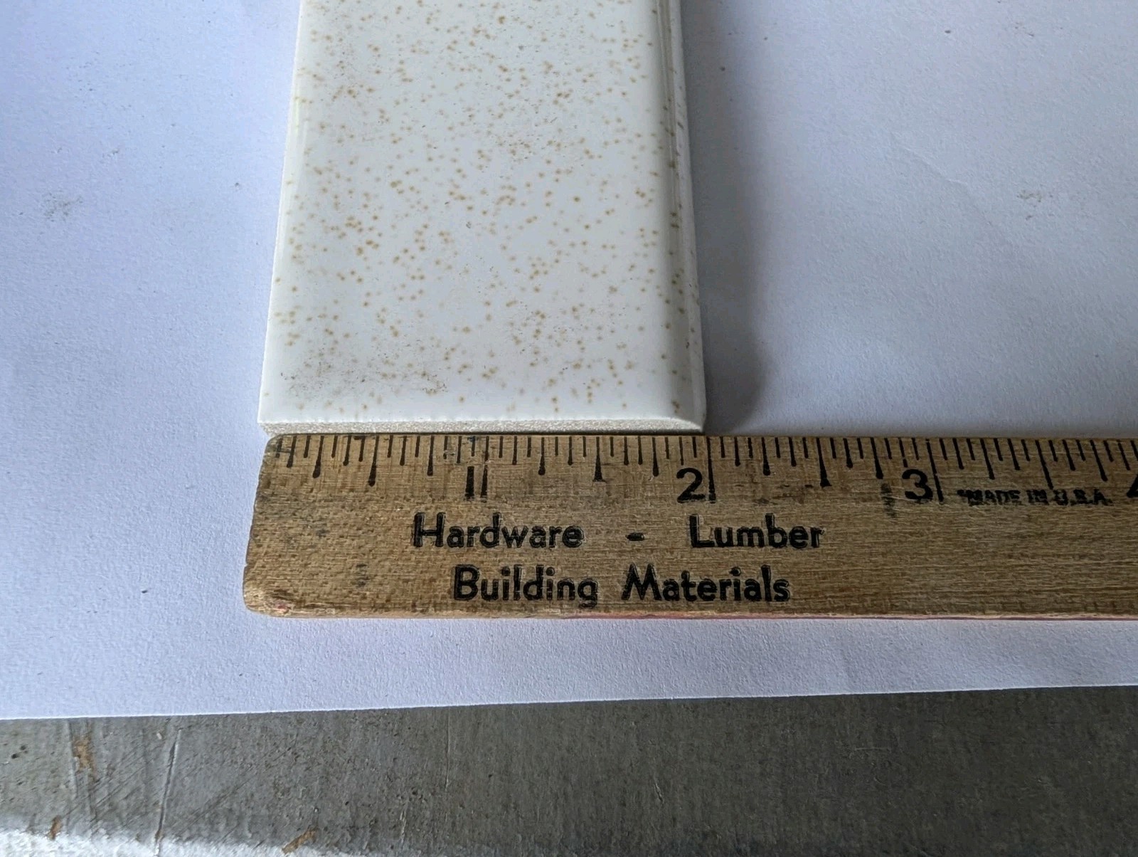 1 pc American Olean Gold Mist #48 S4269 Bullnose Ceramic Tile 2″x6″ Original USA