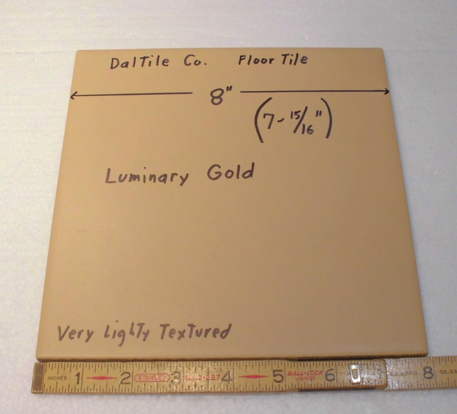 1 pc. Pale Yellow – Gold Color: Daltile Co. Ceramic Floor Tile: 8″ X 8″ NEW