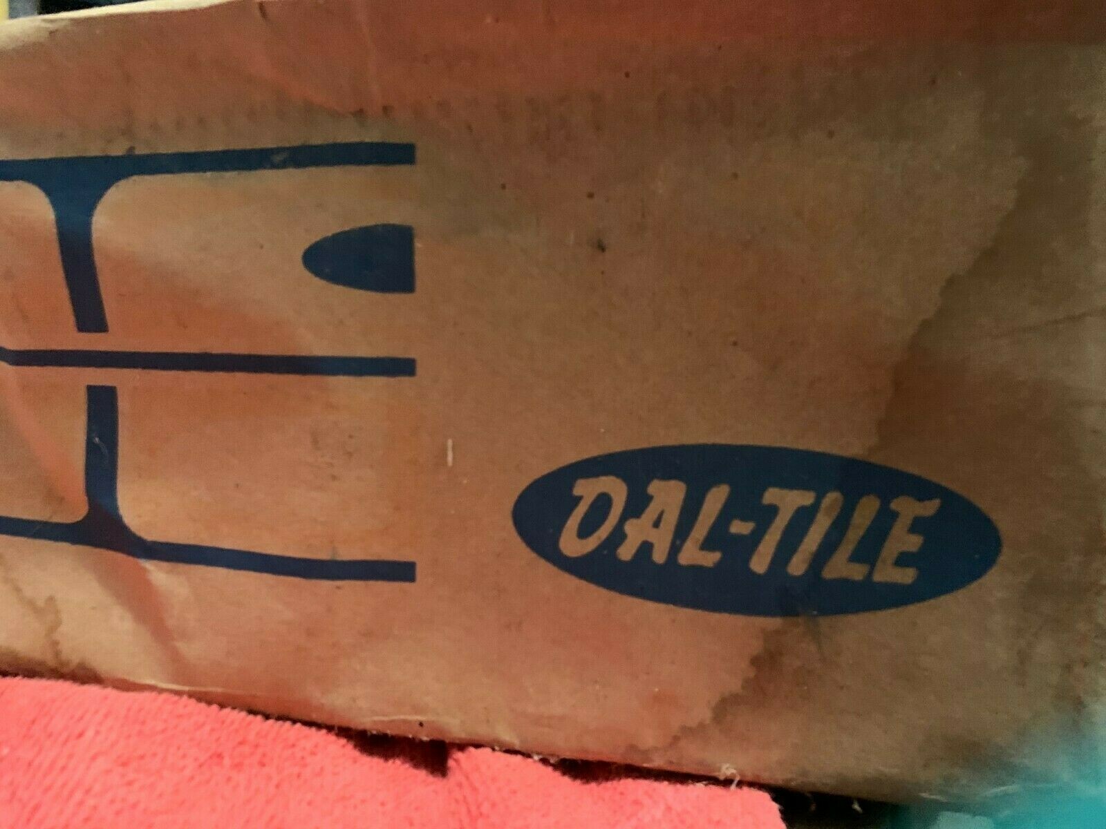 NEW VINTAGE CERAMIC DALTILE ARCTIC WHITE 1290 CRYSTALTEX 6″ X 6″
