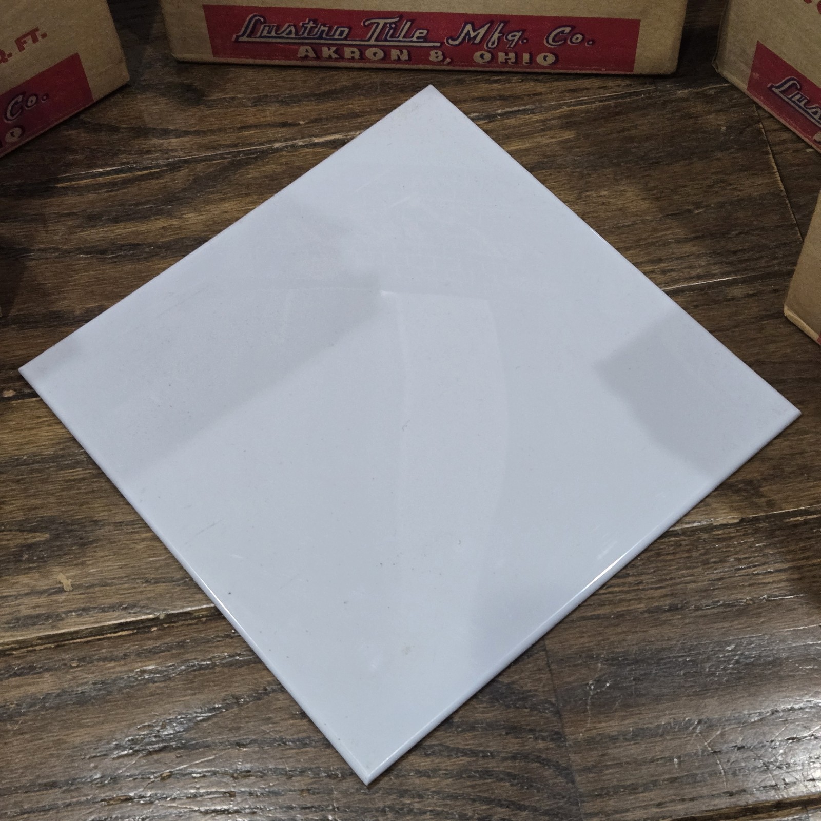 Vtg Plastic Wall Tiles White 50 Square Feet 100-8.5×8.5″ Lustro Vitro-Plas MCM