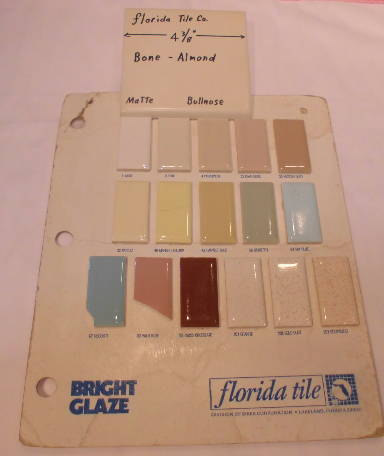 1 pc. *Bone – Almond* Matte Bullnose Ceramic Tile 4-3/8″ by Florida Co. (NOS)