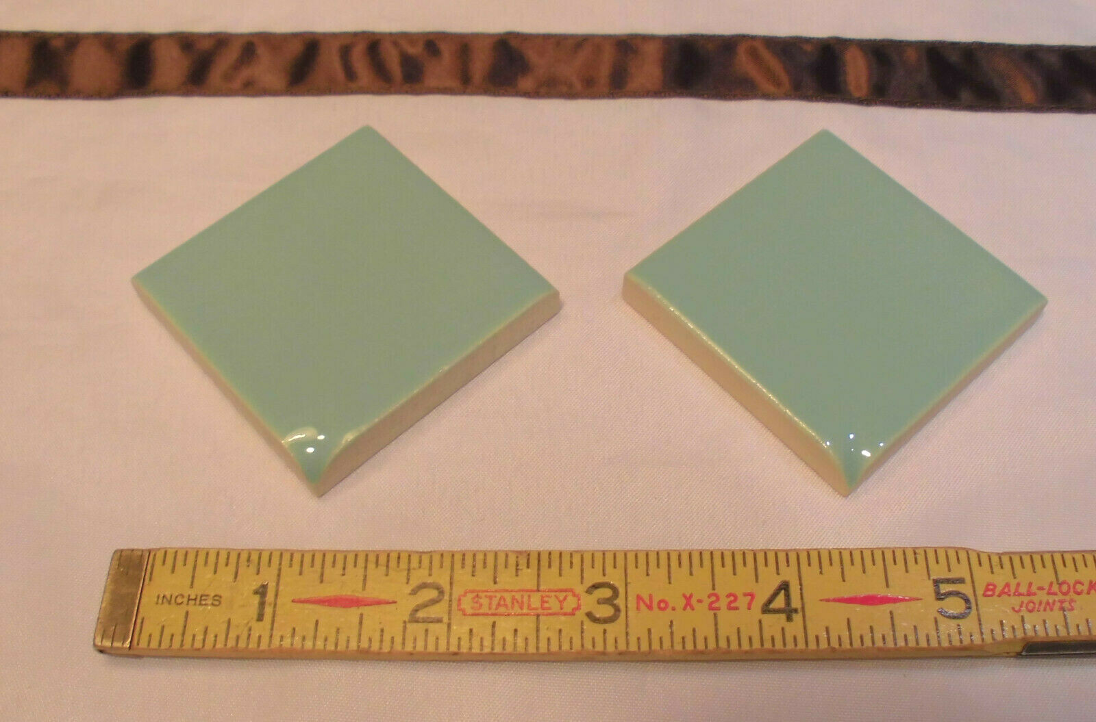 2 pcs. Fern Green 2″ X 2″ Glossy Ceramic Surface Bullnose Inside Corner Tiles