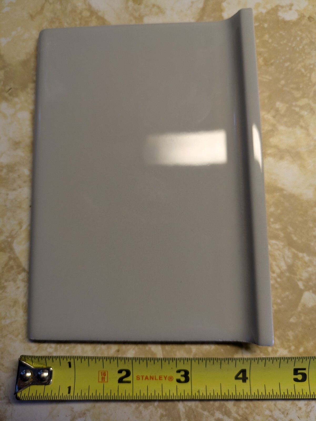 1 pc. Glossy Desert Gray Bullnose Top: base cove Ceramic Tile: 4-1/4″ X 6″ New
