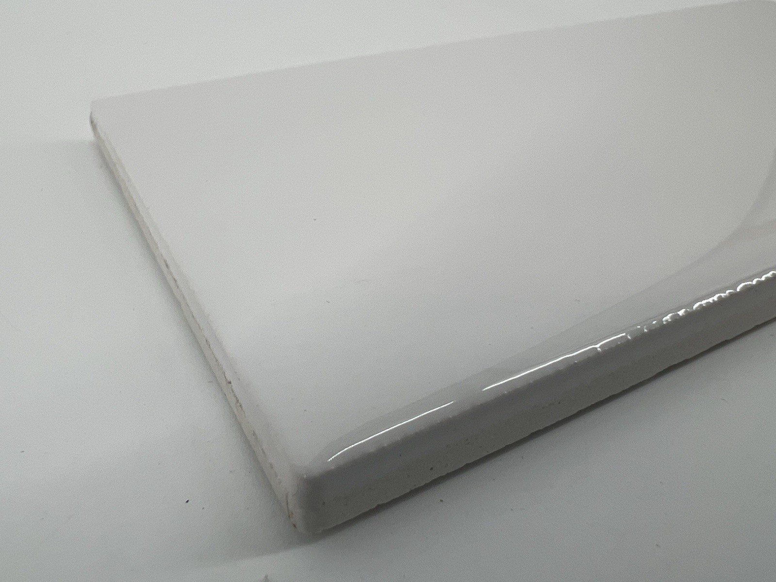 Arctic White: 3″x6″ Glossy Ceramic Subway Tile ONE (1) Daltile Rittenhouse NEW
