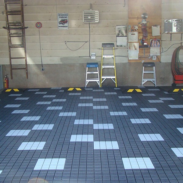 12 New 12″ x 12″ Mylec Dekmat # 990 Black Slip Resistant Floor Tiles Case Hockey