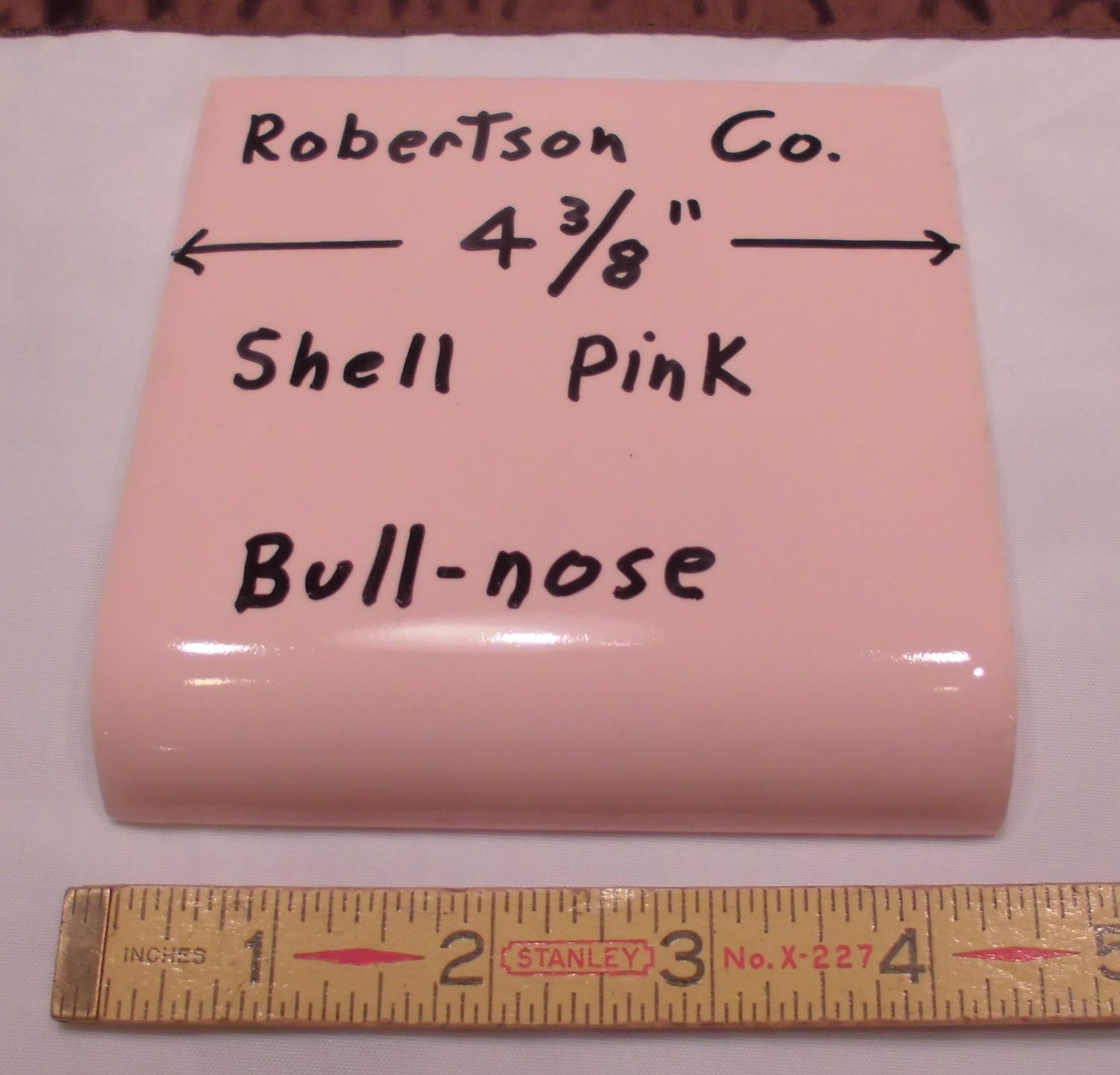 1 pc. Bullnose Radius Ceramic Tile *Shell Pink* 4-5/16″ by Robertson Co. Glossy