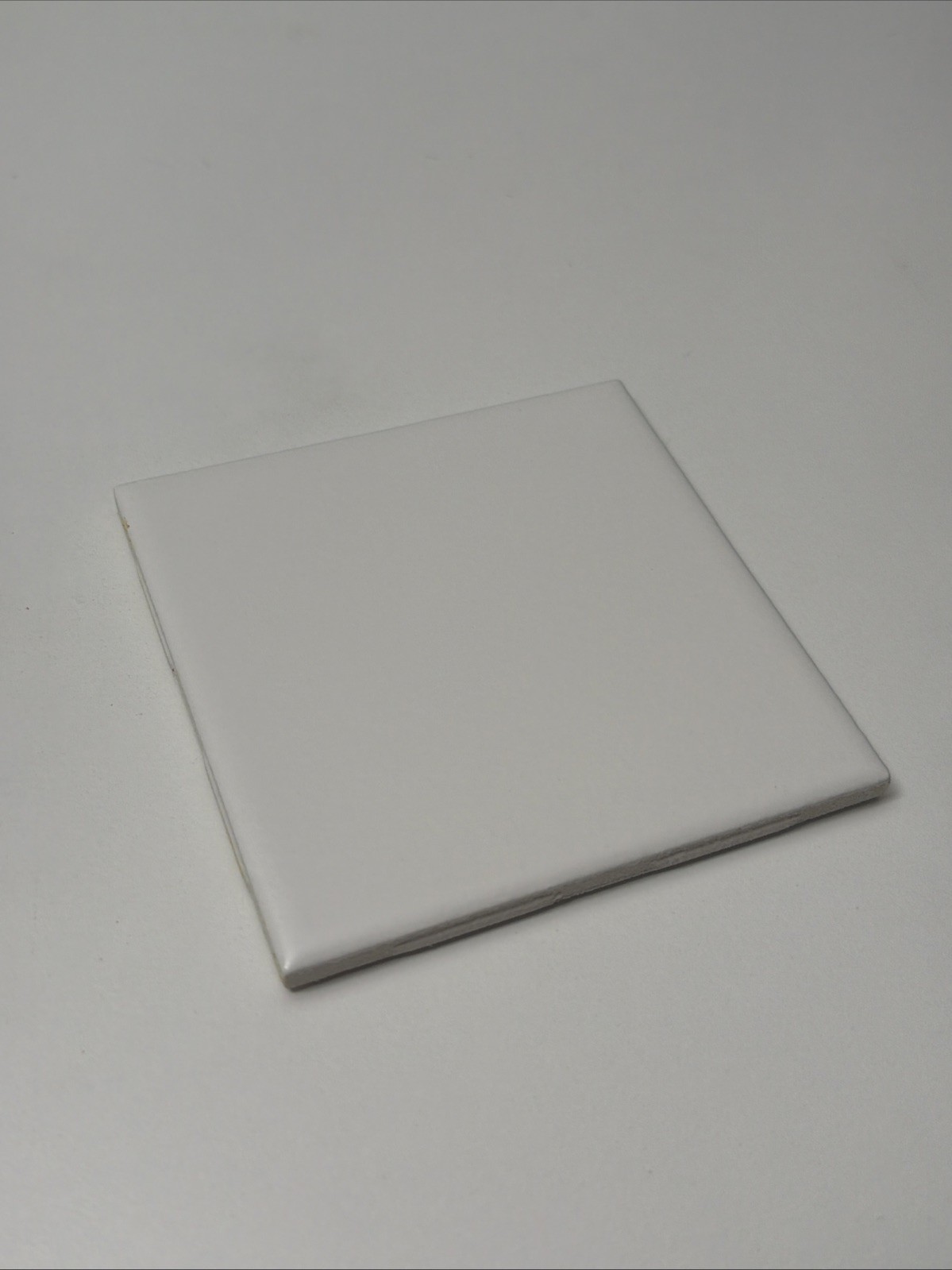 Vintage Tile Huntington Pacific Regal-Tile ICE WHITE MATTE NOS 4-1/4″ TM111R