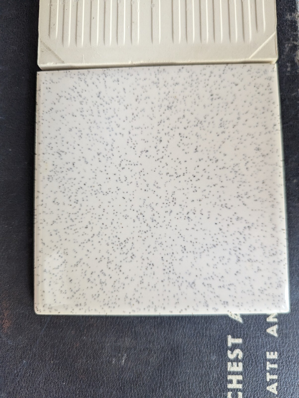 4 pcs Wenczel 4-5/16″ Ceramic Tile White Sparkle Speckled Glossy New Old Stock