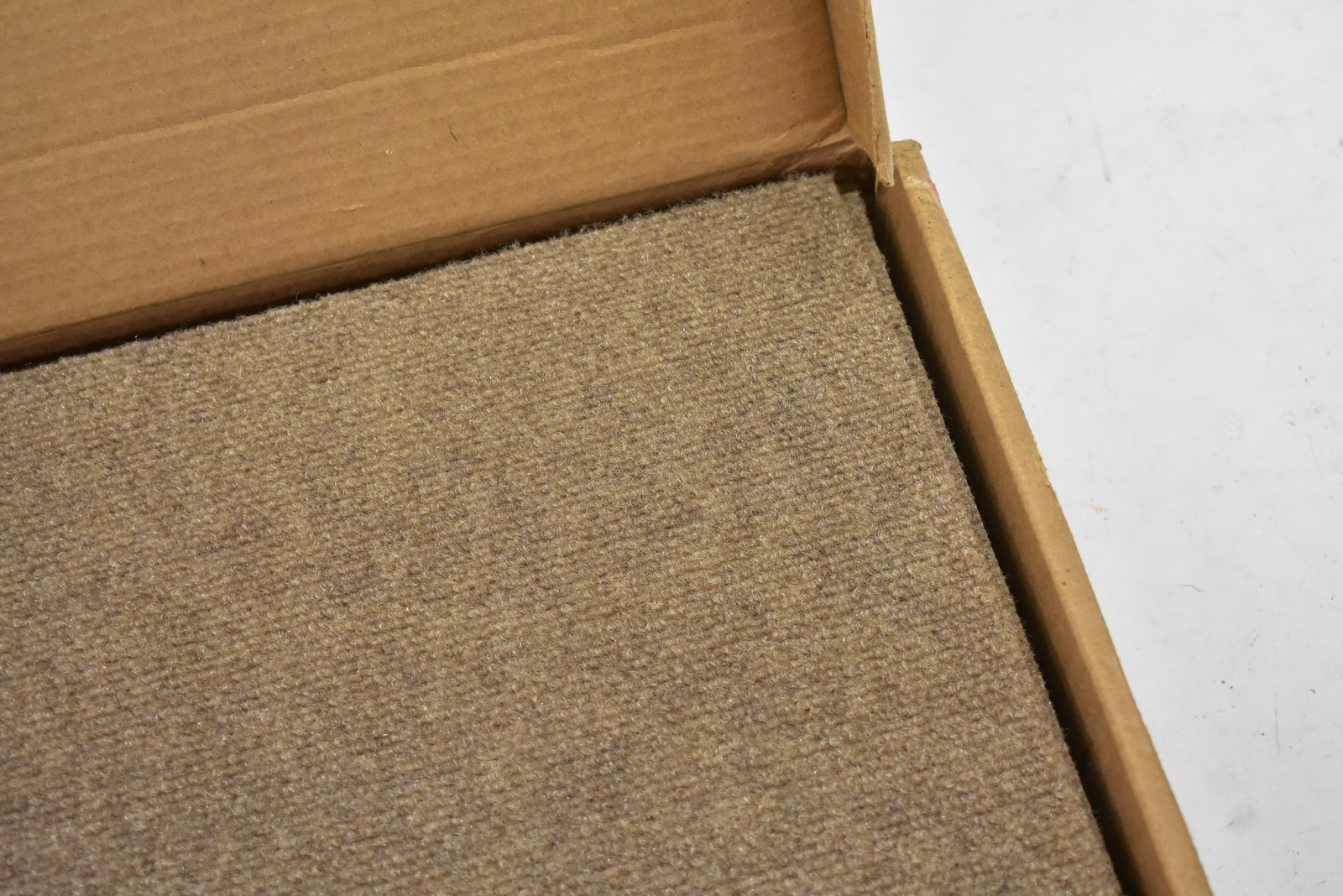 Taupe Ribbed Carpet Tiles 16 Pack Commercial Flooring RIB DL V1GS New Square