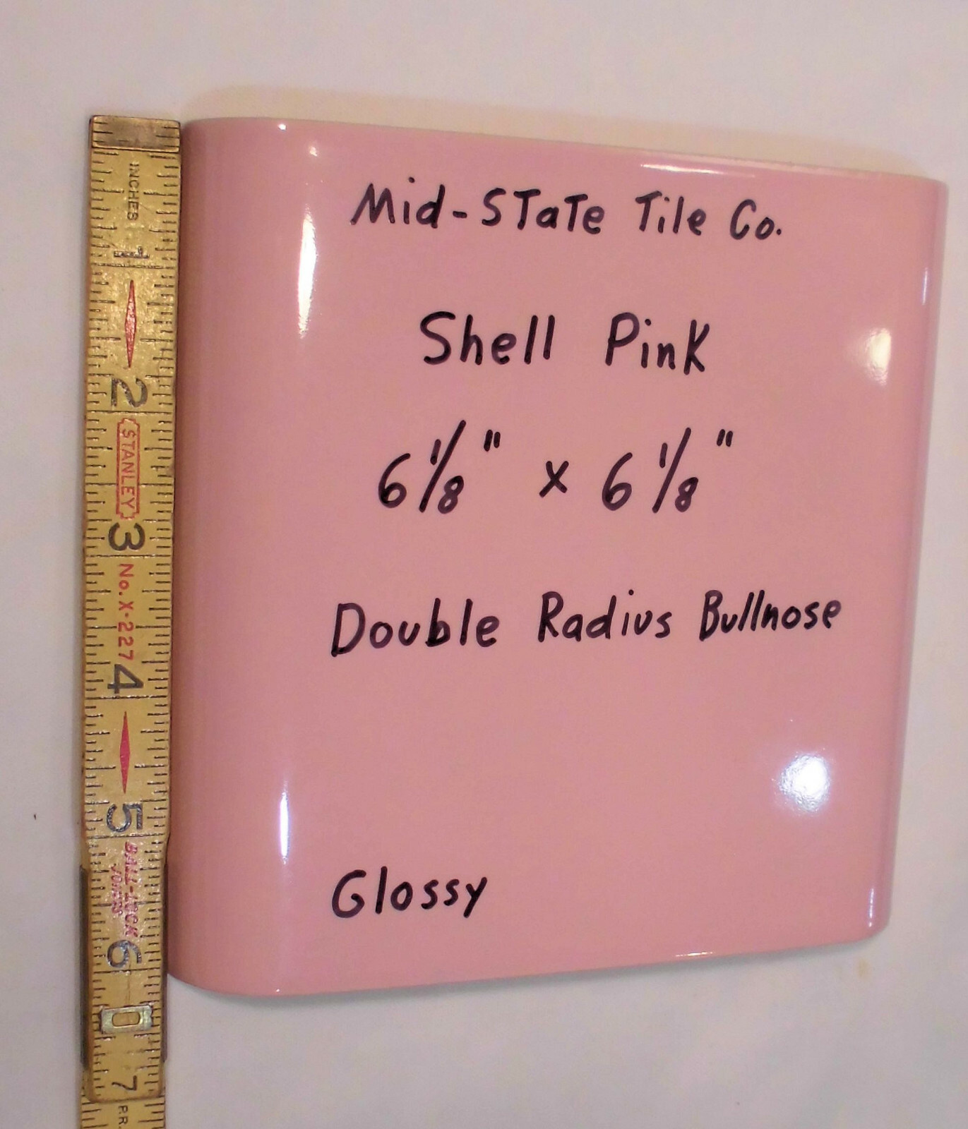 1 pc. Shell Pink 6″ x 6″ Double Radius Bullnose Glossy Ceramic Tile: made 1950’s