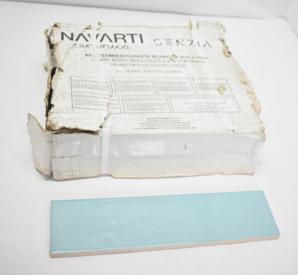 Molovo Zarati Aqua Blue 2.95″ x 11.81″ Polished Ceramic Wall Tile Lot of 25