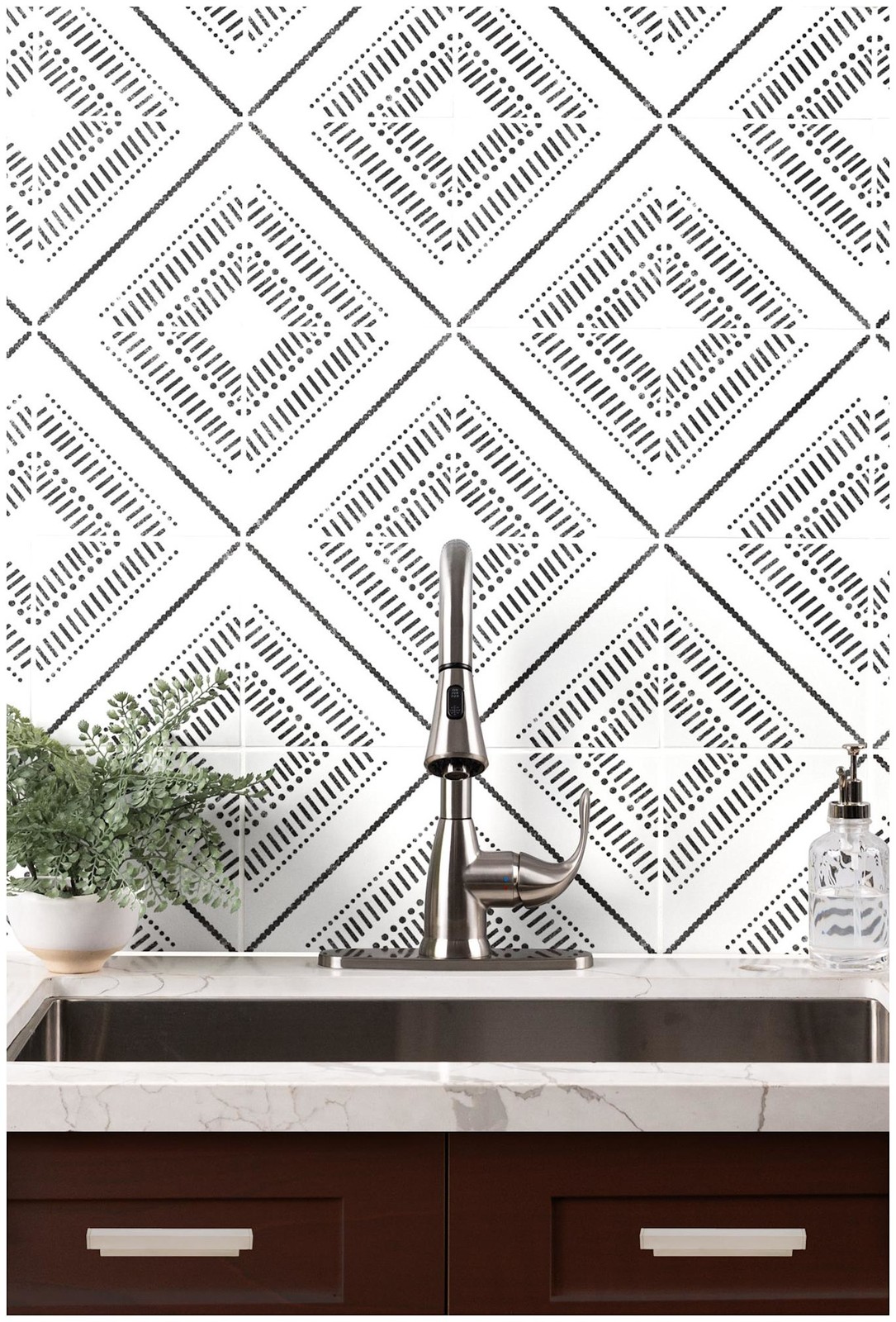 Ackland AKNPTAMA8X8M-CA Amara – 8″ x 8″ Porcelain Encaustic Floor – Ravon