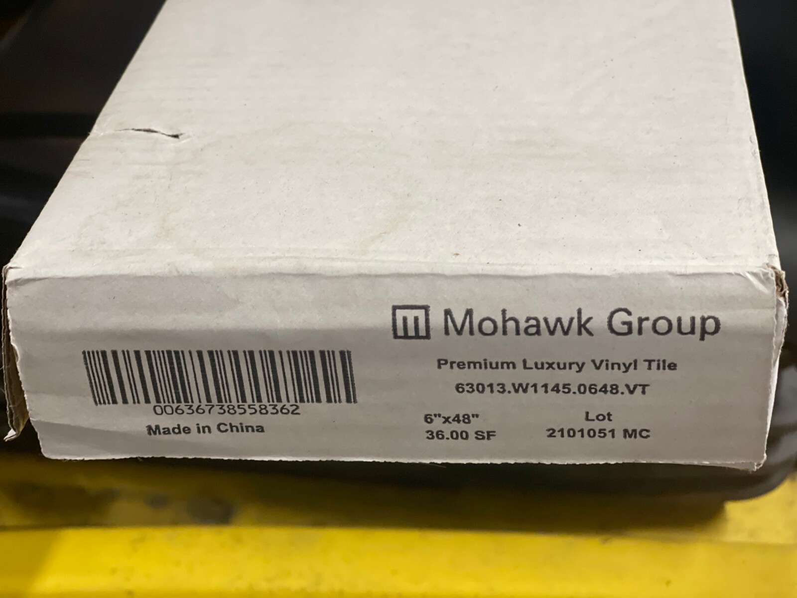 vinyl floor glue down 1800 sf in stock- 36 s.f. per box