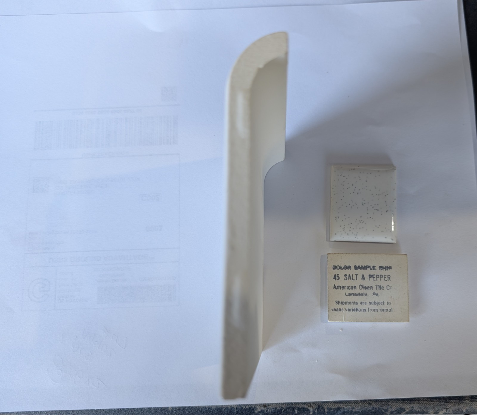 2 pcs American Olean Salt & Pepper #45 A4402 Ceramic Tile Mud Bullnose 4-1/4″