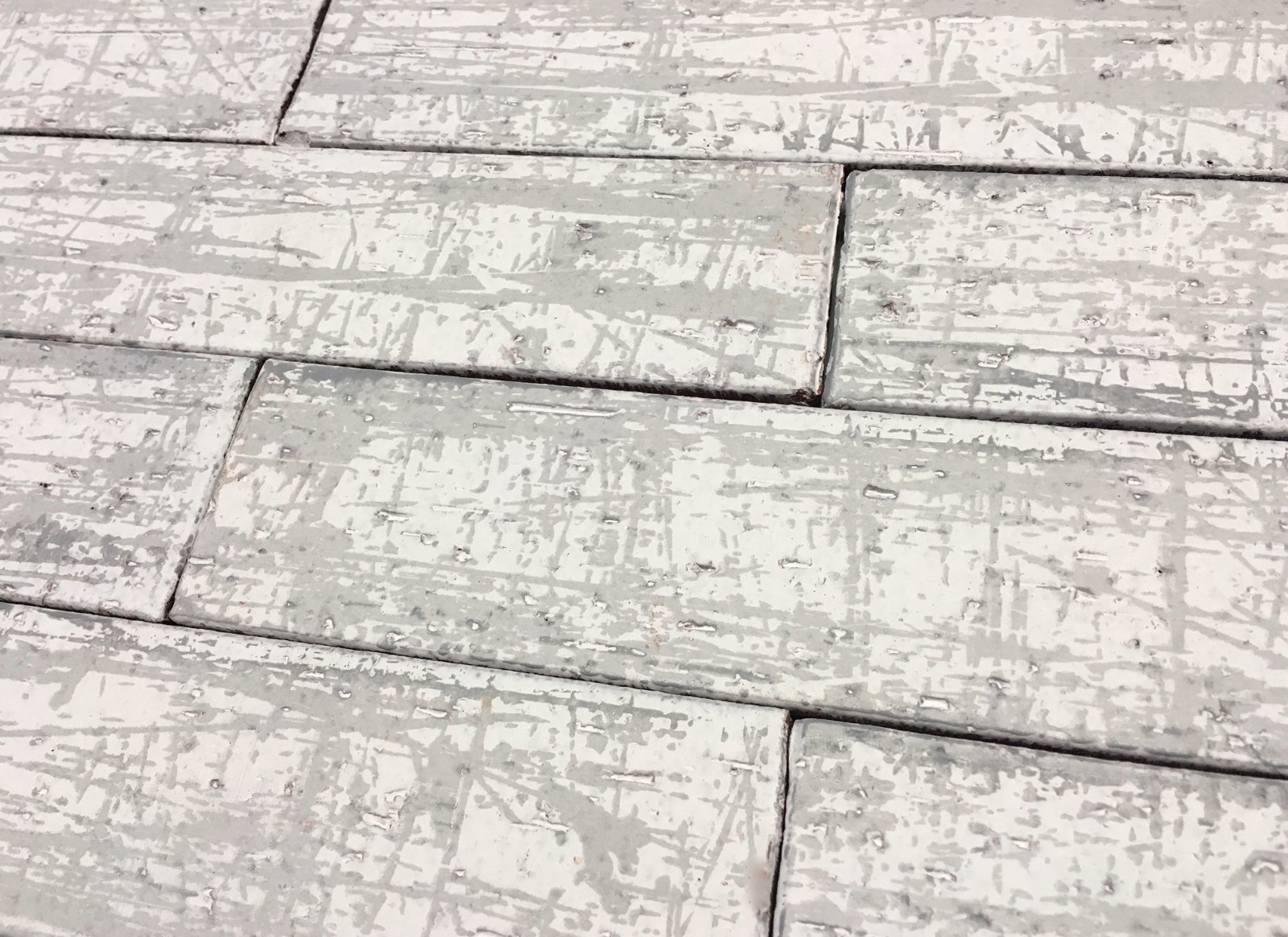 2.5×9.5 White Frost Matte Glazed Extruded Textured Brick Backsplash Field Tile