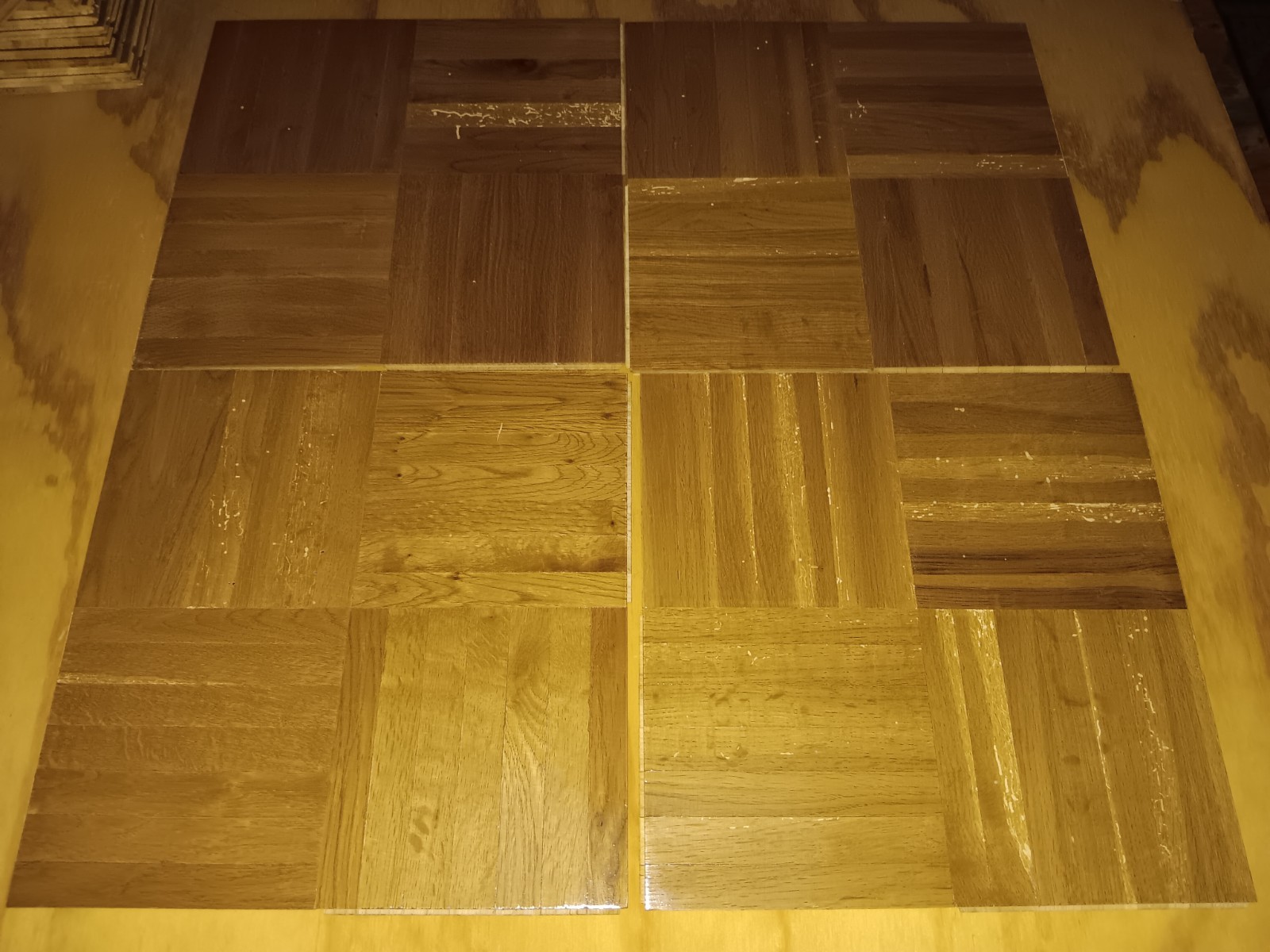 IMPERFECTS 20 Sq. Ft. CABIN GRADE Wood Borer WHITE OAK Parquet Flooring Unused