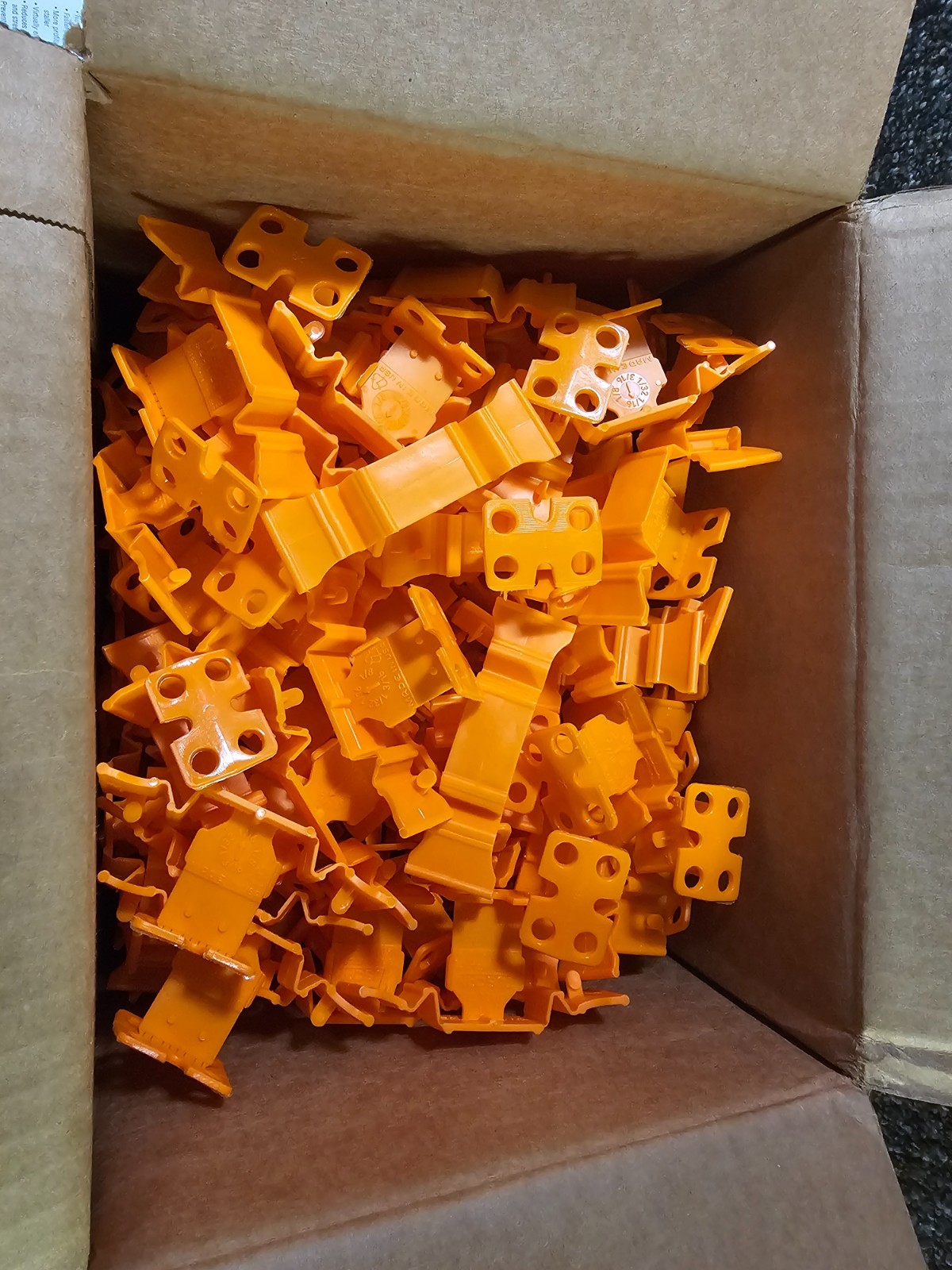 (QTY 150) Pearl Tuscan TSC150116O 1/16 in Tile Leveler/Spacer System – Orange