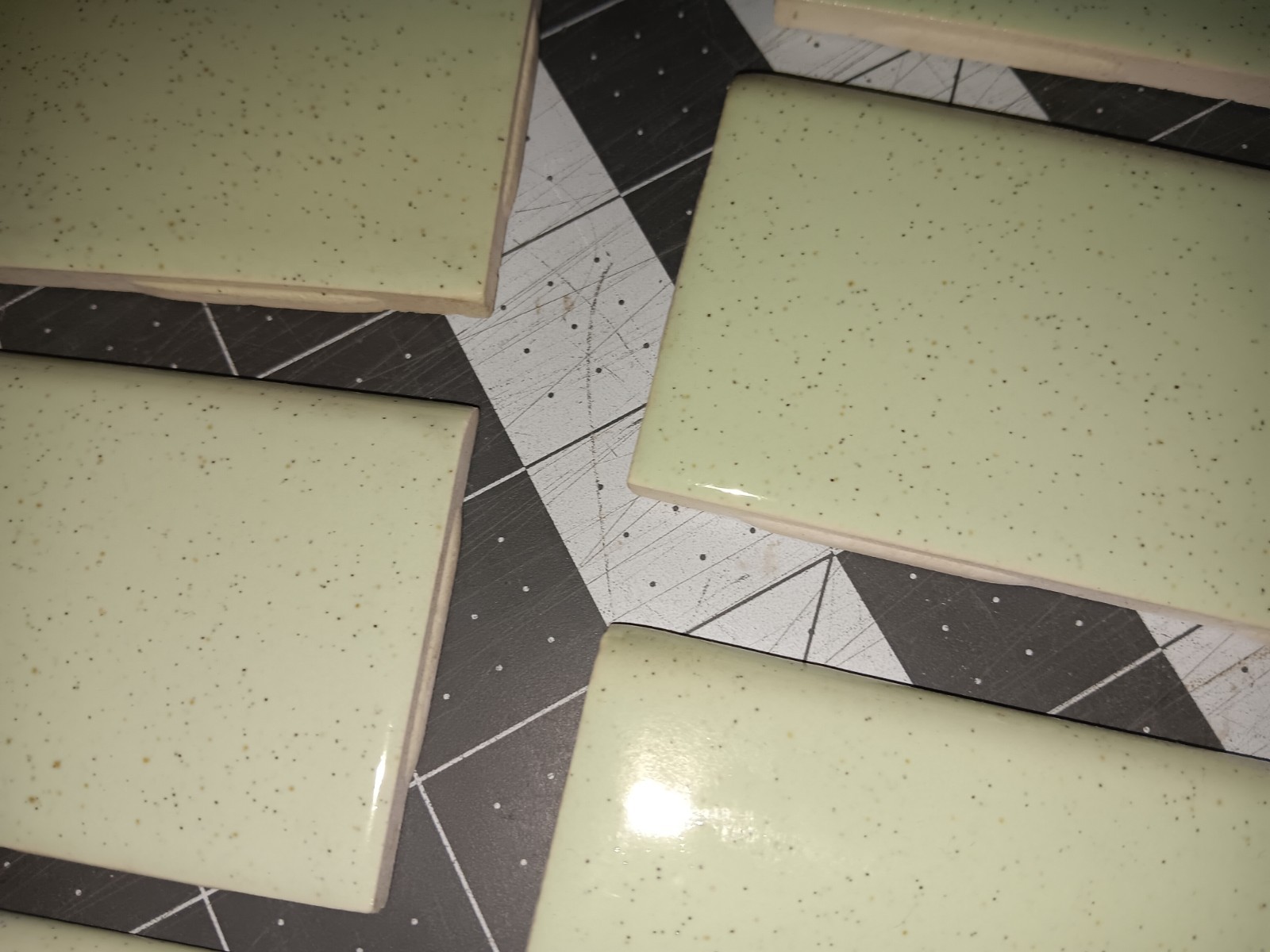 20 pieces Unused Antique Tile 2 x 6 Bullnose Trim SPECKLED GREEN Kitchen Bath