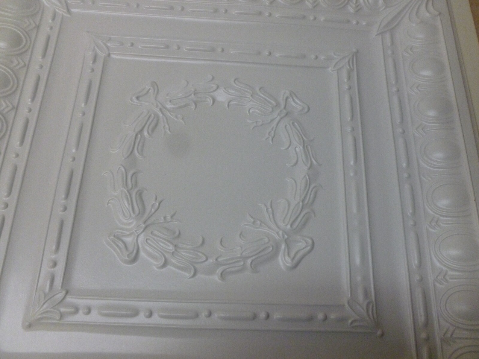 15 pieces Ceiling Tile 2’x2′ White Tin Lay-in/Glue-up PVC White Fits Grid System
