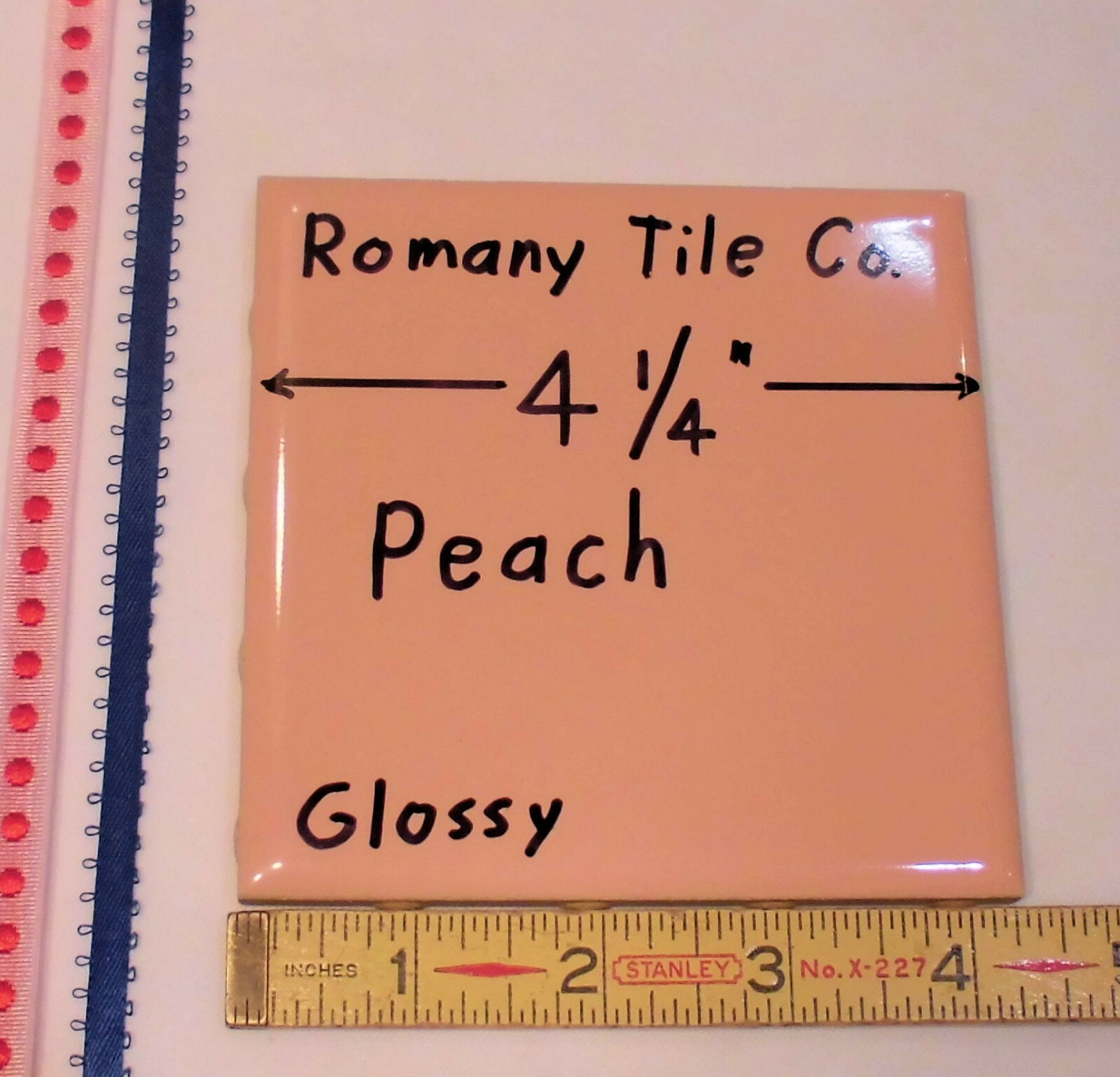 1pc. Peach 4-1/4″ Glossy Ceramic Tile; Romany Co. Defects 1/8″chipped edge +
