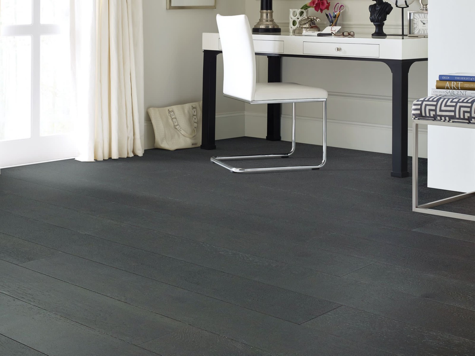 Shaw SW689 Couture Oak 7-1/2″W Wire Brushed Engineered Hardwood