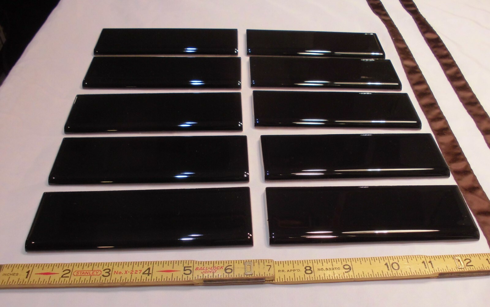 Black 2″ x 6″ Ceramic Tile Bullnose Trim Edge 2″ x 6″ Box 10 Piece, Glossy, Mint