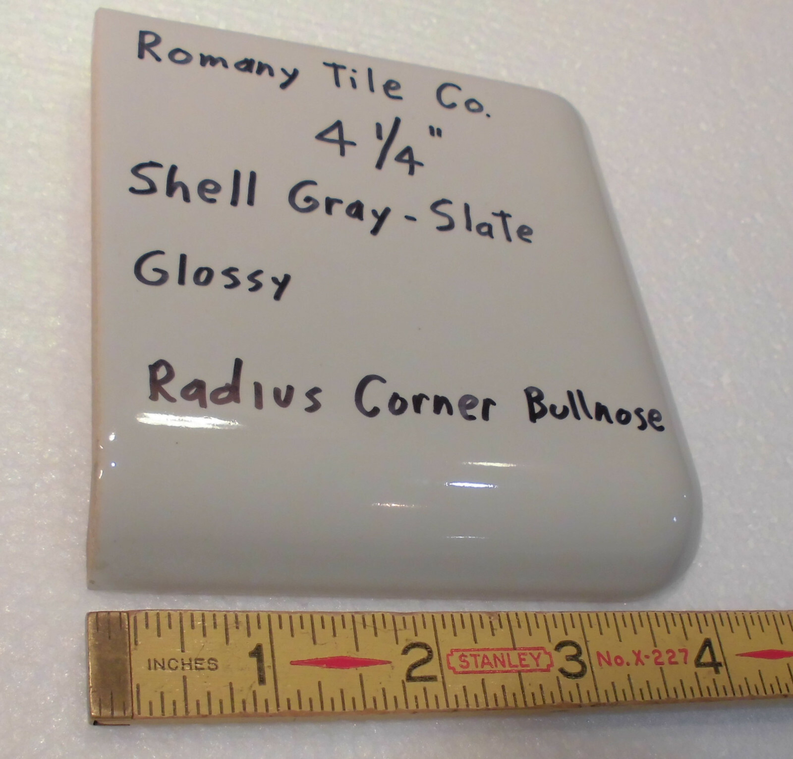 1 pc. Slate / Shell Gray: Radius Corner Bullnose Ceramic Tile 4-1/4″ Glossy, NOS