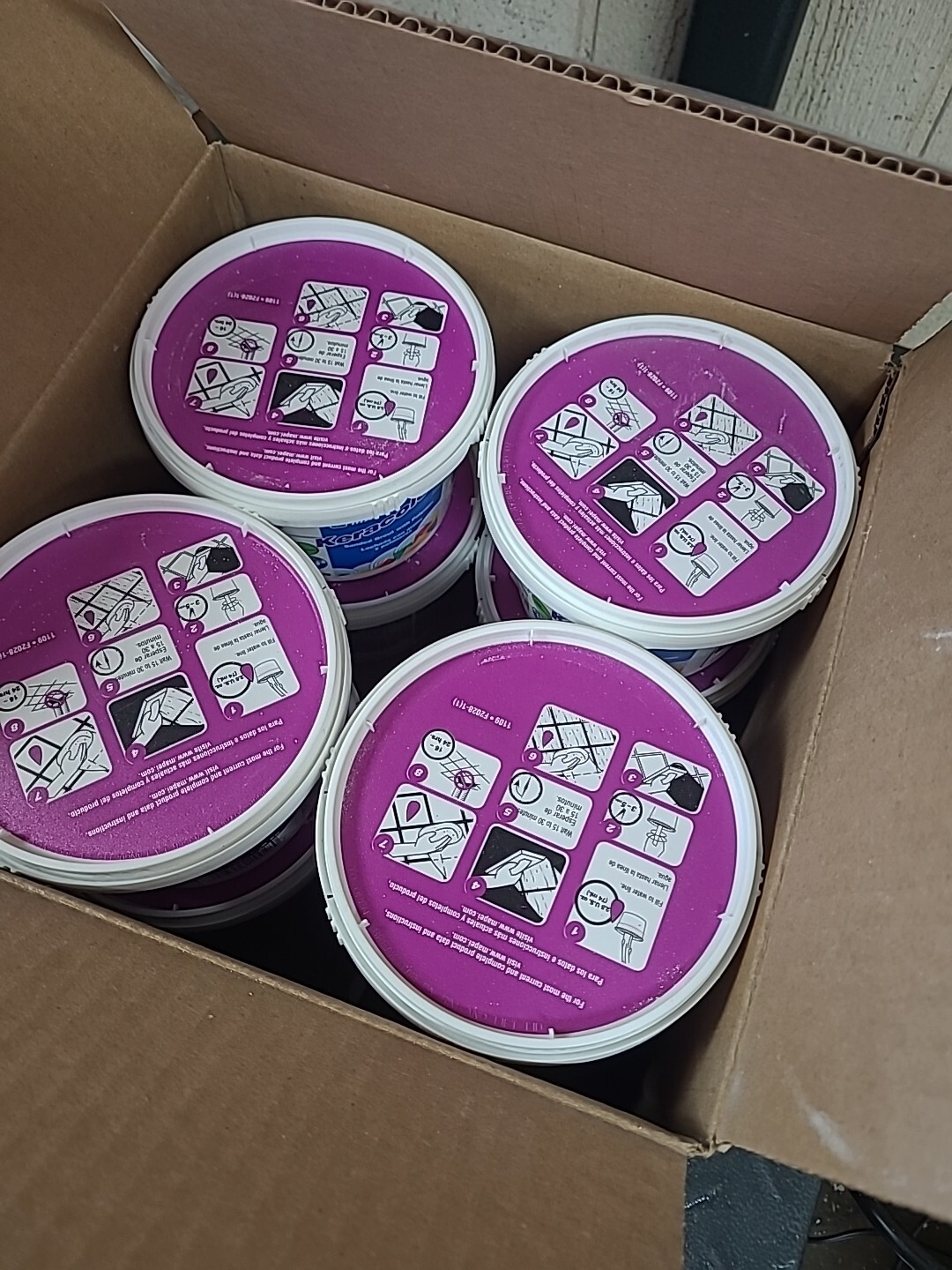 Case of (8) Mapei Keracolor S Sanded Grout 1lb Containers Color :Biscuit/bizcoco