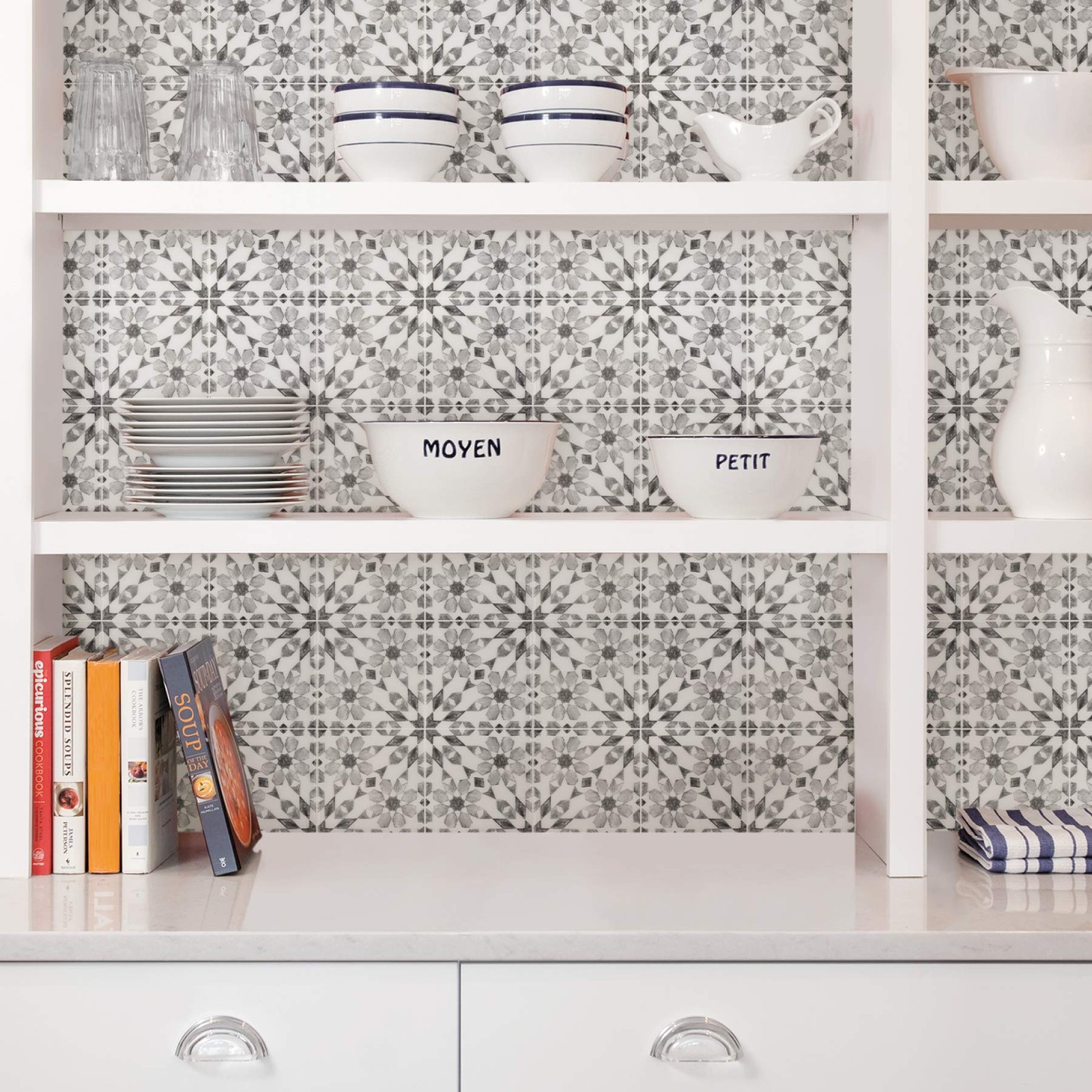 In Home NH2961 Catalan Peel & Stick Backsplash Tiles, Grey, 10 x 10 Inches