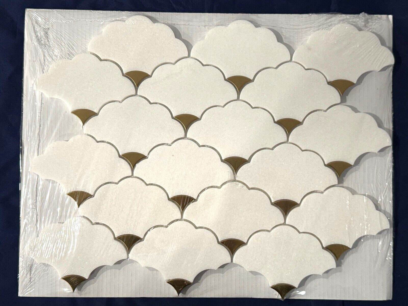 S66 White/Gold Marble Wave Mosaic Tile Kitchen Bathroom Polished, 7 sheets