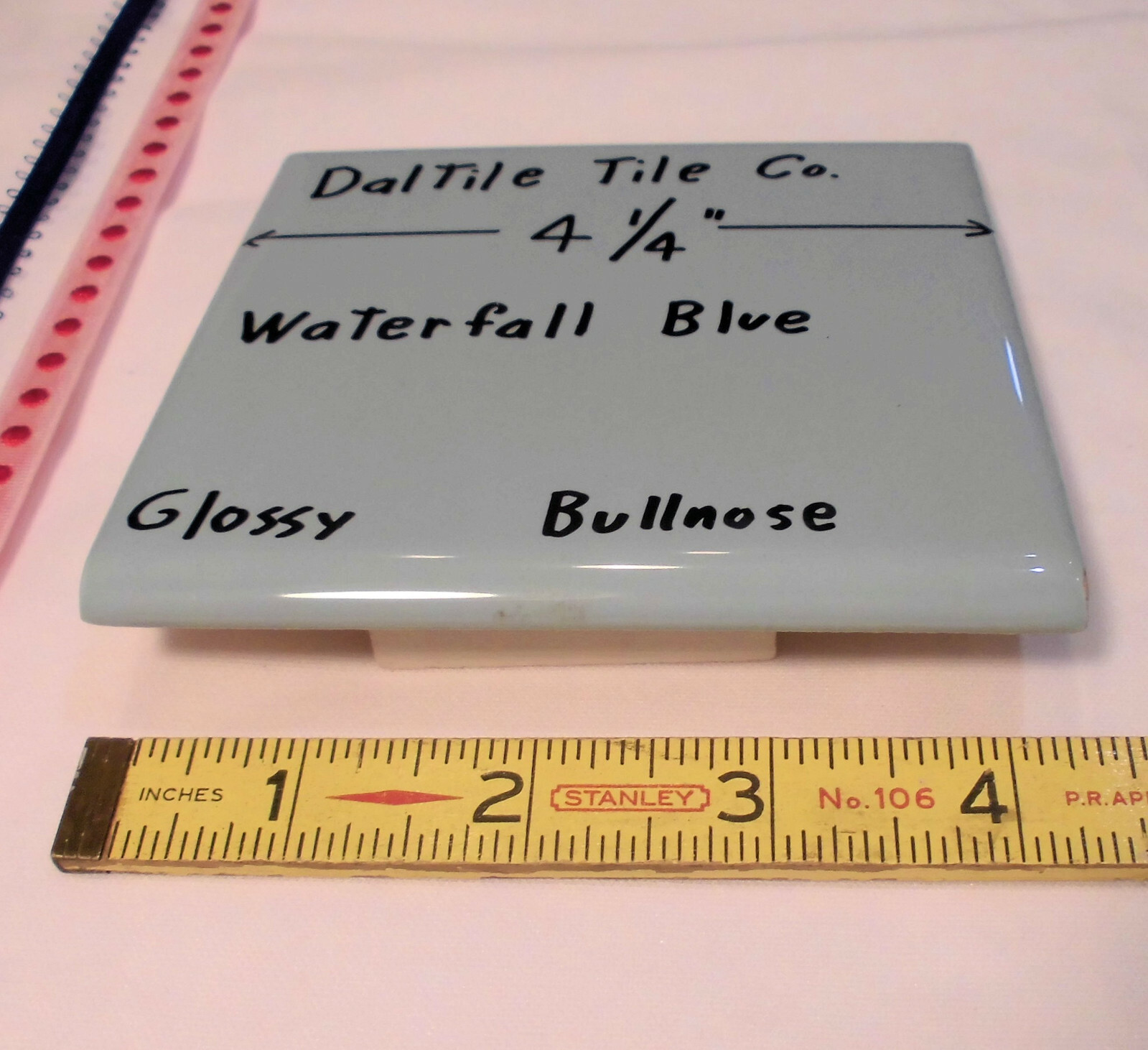 1 pc. Waterfall Blue: Glossy Ceramic Tile by Daltile, 4-1/4″ Bullnose Edge NEW