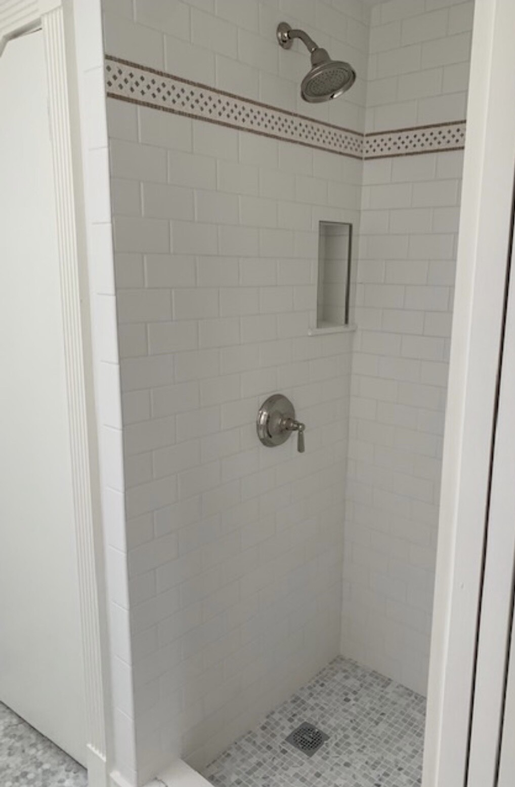 C24XH 1×1 Square Grid Mosaic Tile Honed Carrara White Marble Venato Bianco