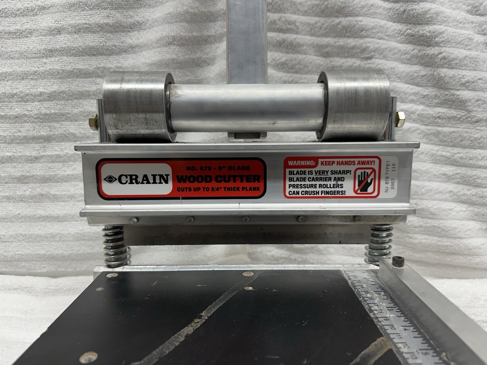 Crain 679 9″ Wood, Vinyl, LVP, LVT and Laminate Flooring Cutter