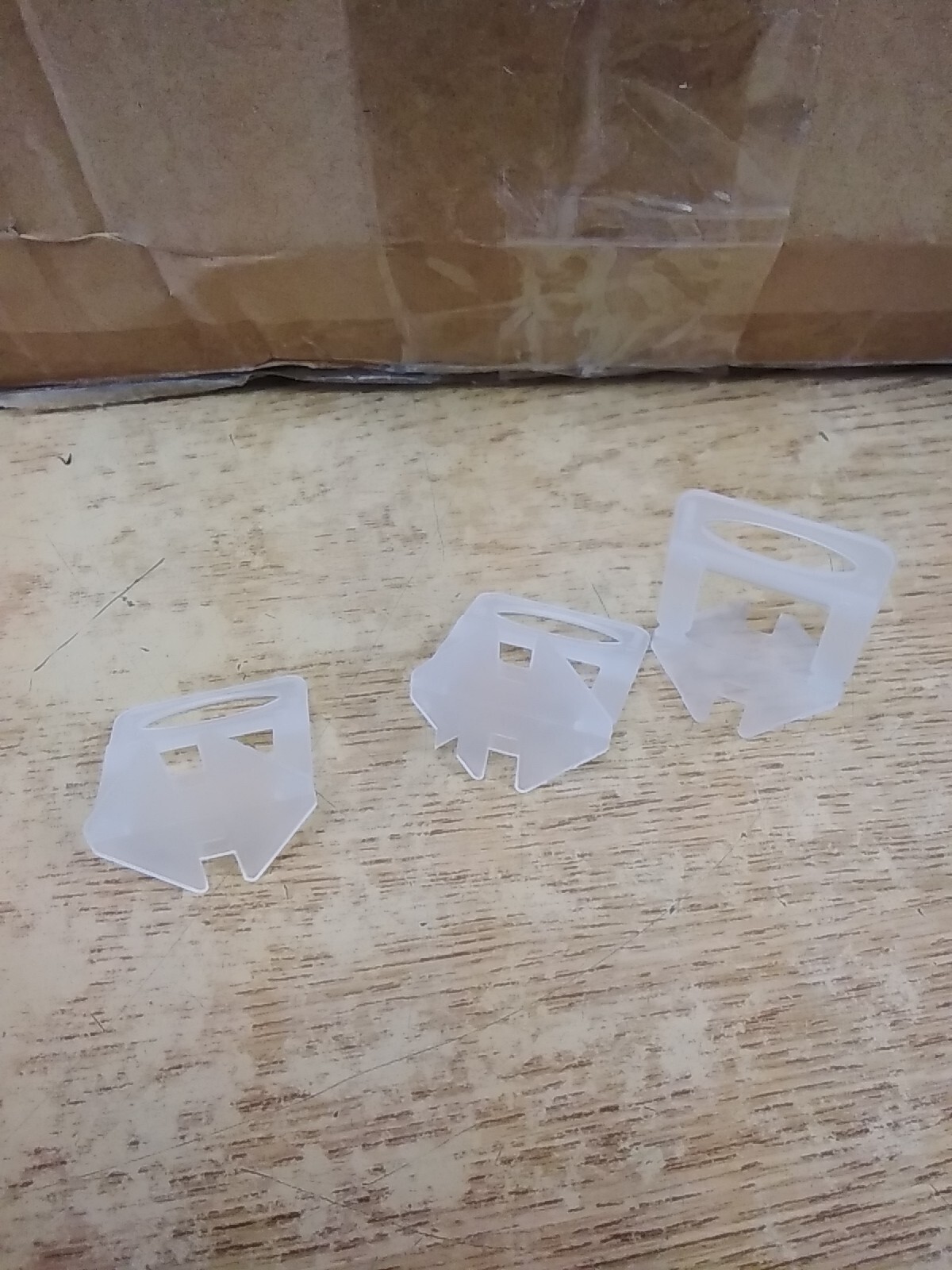 Lot Of 1000 Tile Leveling System Clips 1.0mm