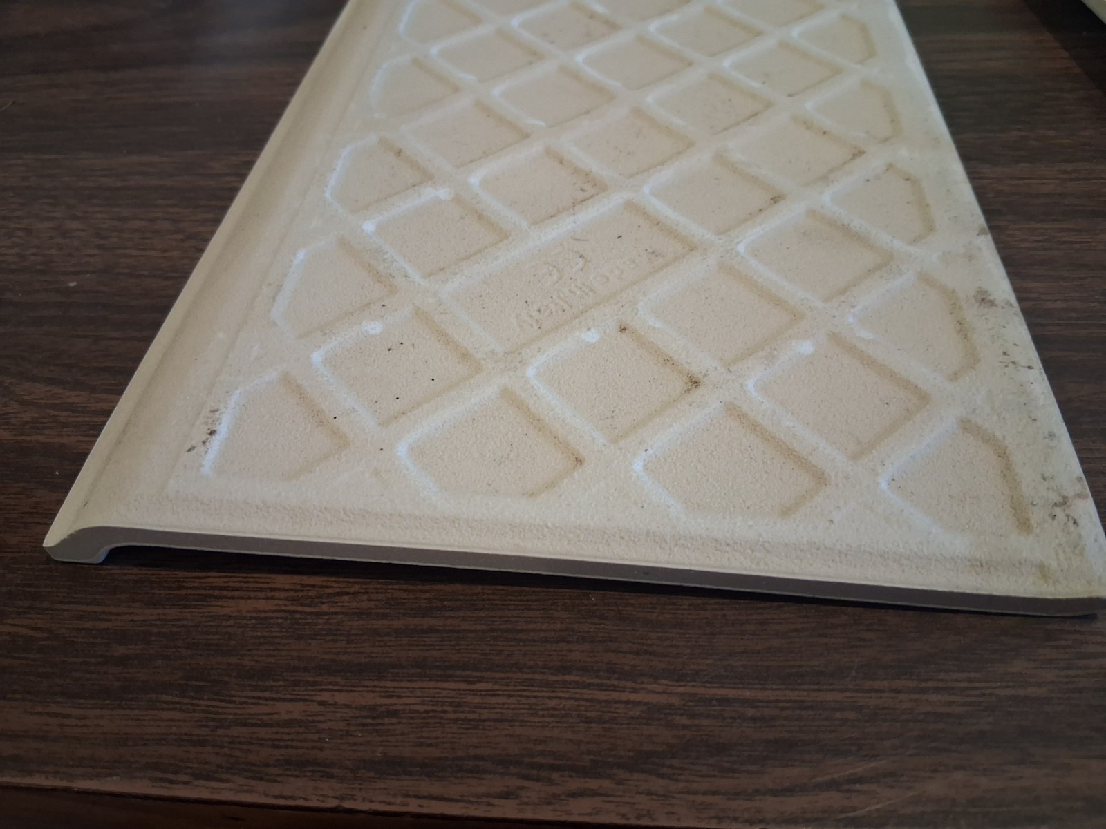 (TWO) 12″ x 6.5″ CREAM PORCELAIN RECTANGULAR FLOOR TILE .25″ THICK MADE IN ITALY
