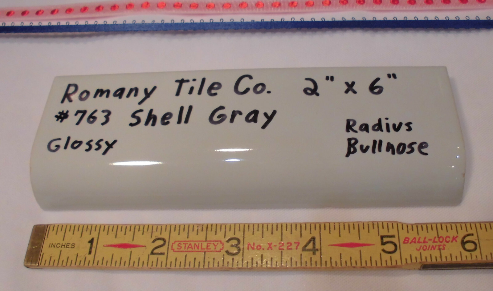 1 pc. *Shell Gray* 2″ X 6″ Radius Bullnose Ceramic Tile by Romany Co. 1950’s