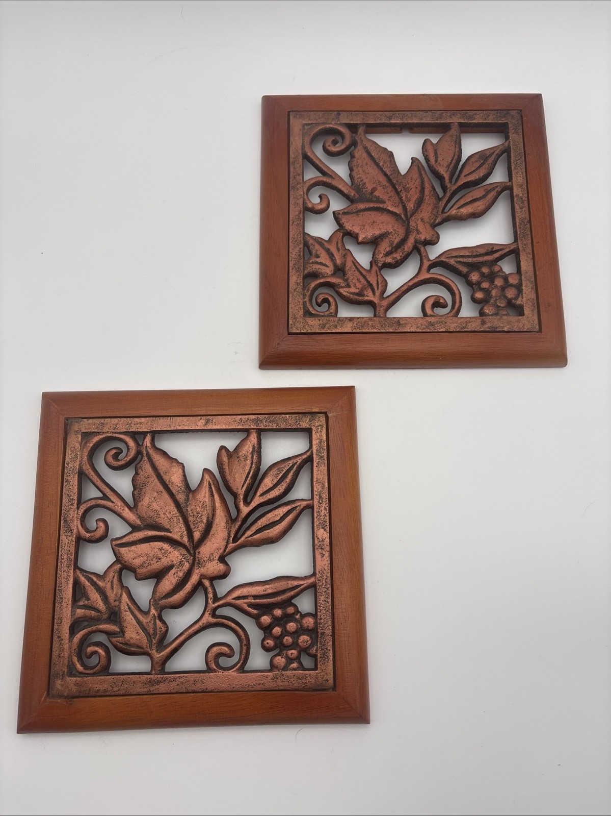 2 Cast Iron Copper Plated MAPLE LEAF Wall Decor/ Trivet 7″x7″
