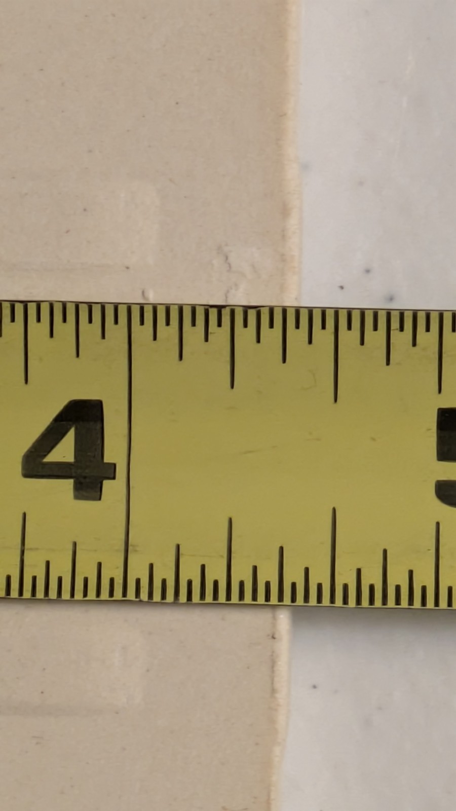 1 piece Pepper White 4-3/8″ Glossy Black Speckled on White Ceramic New Wheeling
